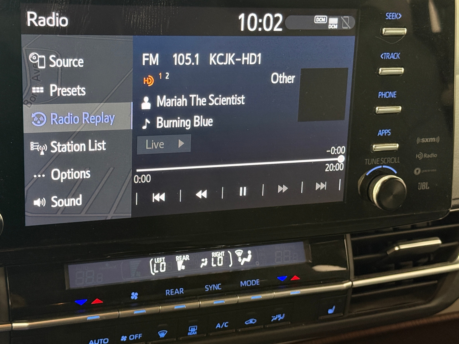 Thumbnail: 2024 Toyota Sienna - 3