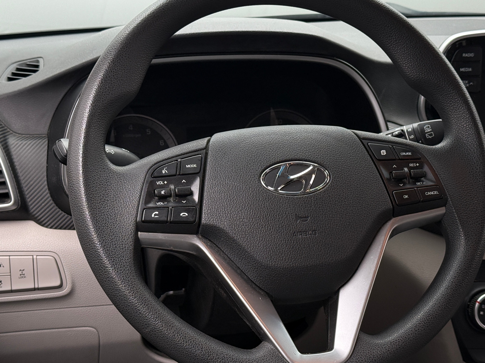 Thumbnail: 2019 Hyundai Tucson - 5