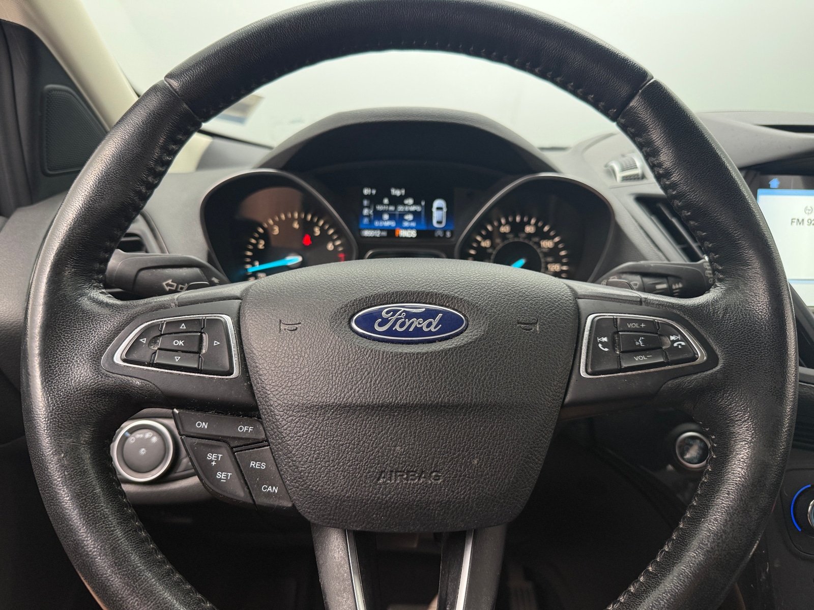 Thumbnail: 2017 Ford Escape - 4