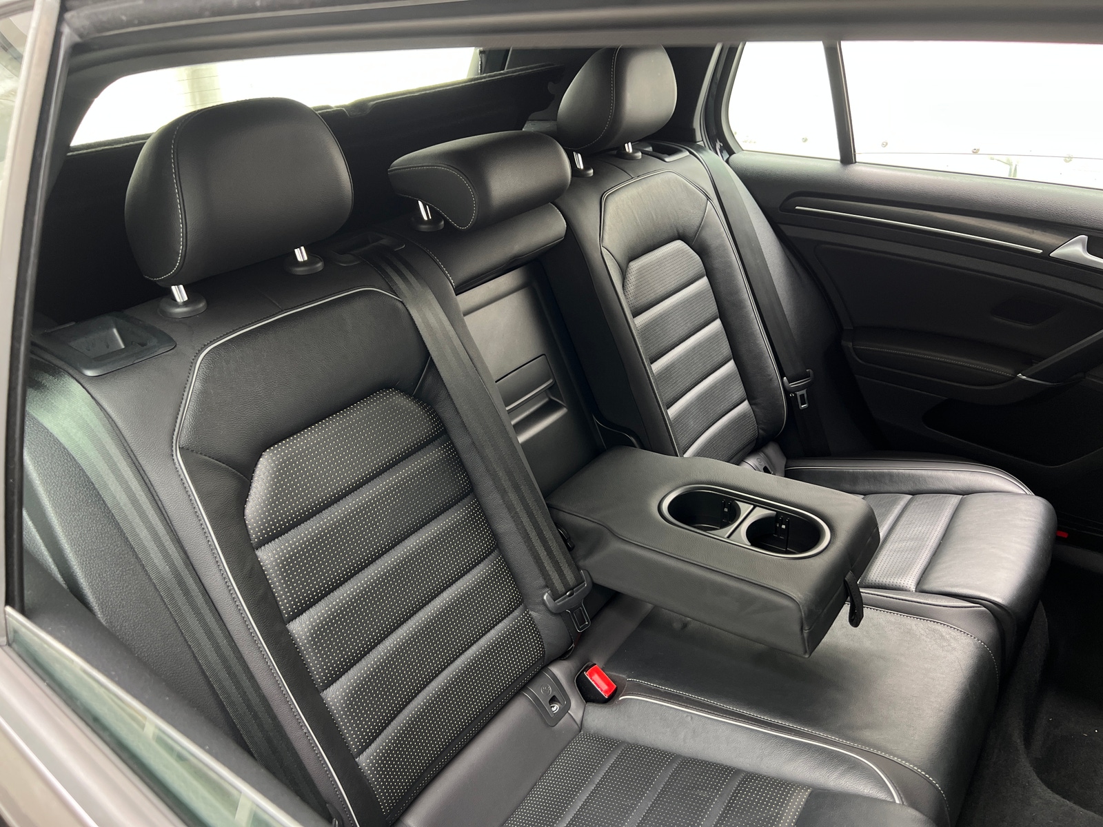 Thumbnail: 2019 Volkswagen Golf - 5
