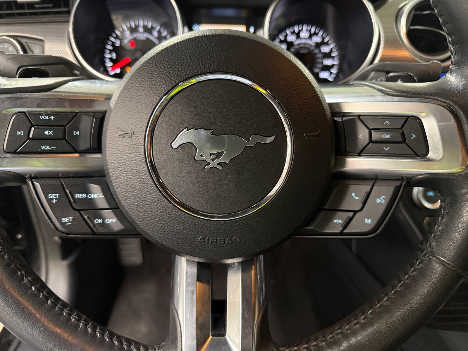 Thumbnail: 2021 Ford Mustang - 4