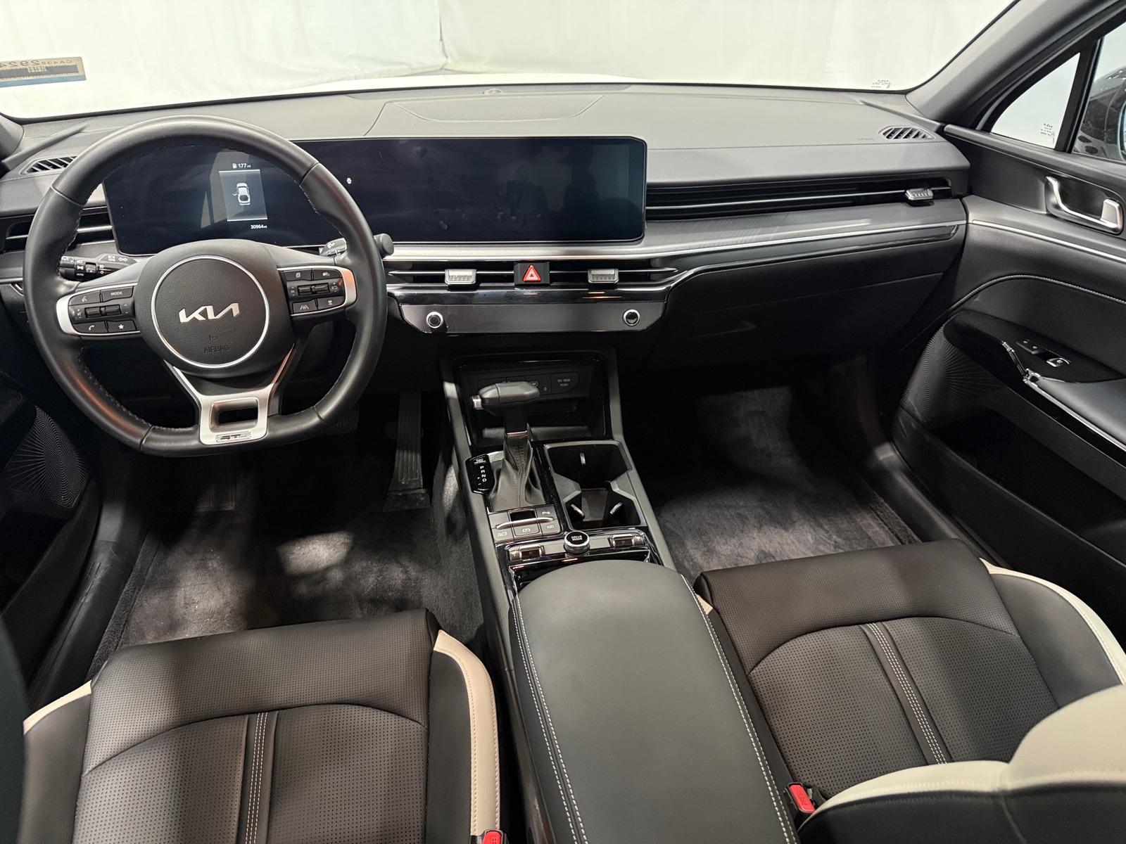 Thumbnail: 2025 Kia K5 - 2