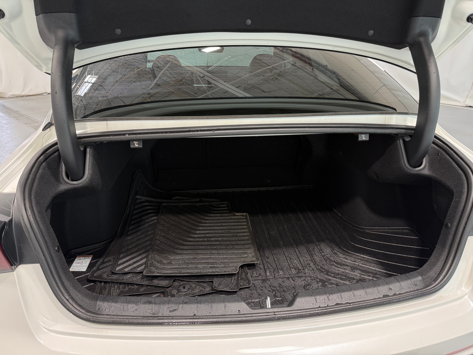 Thumbnail: 2025 Kia K5 - 6