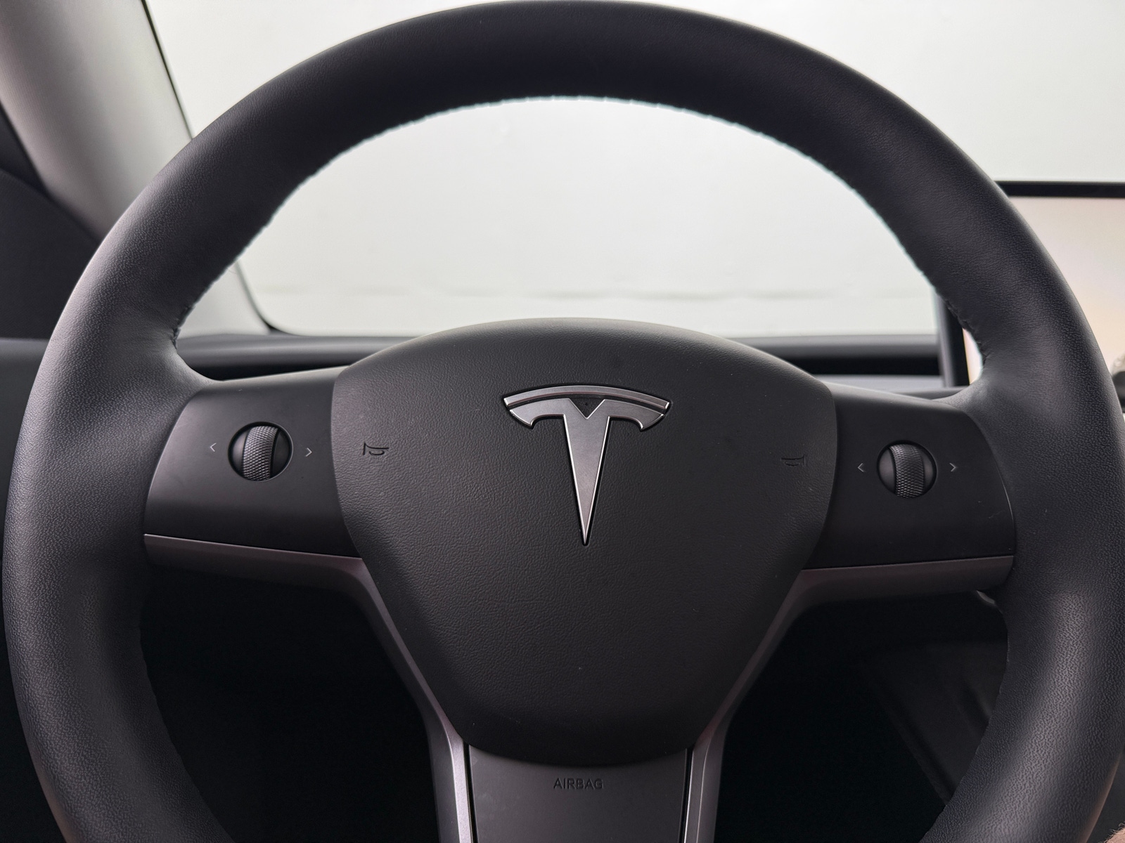 Thumbnail: 2022 Tesla Model Y - 4