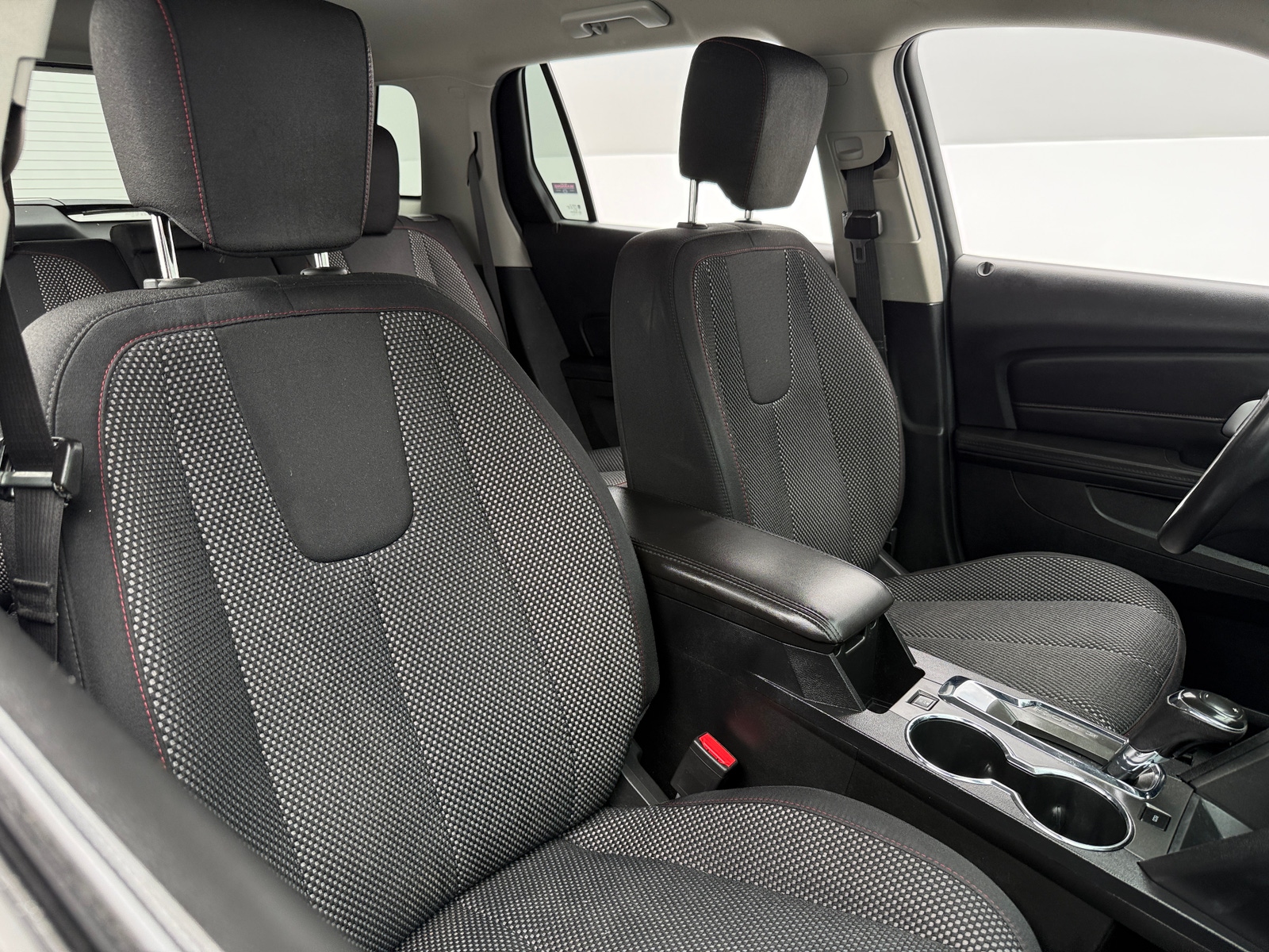 Thumbnail: 2017 GMC Terrain - 2