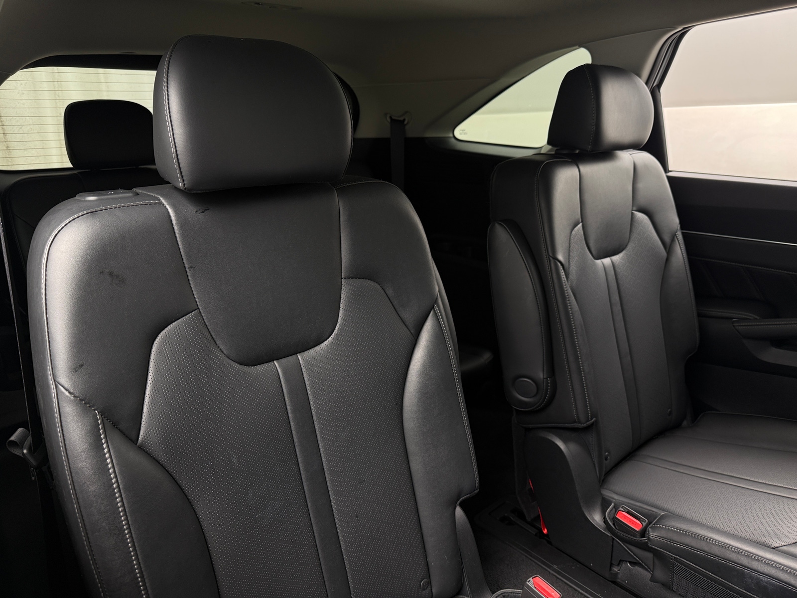 Thumbnail: 2022 Kia Sorento - 5