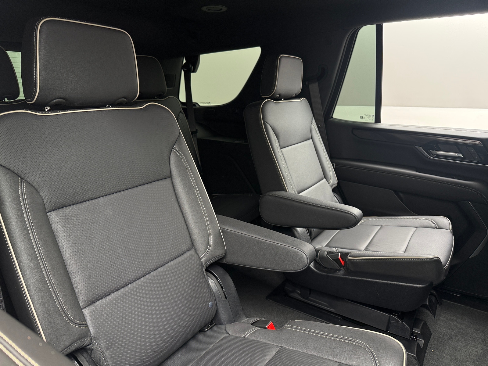 Thumbnail: 2025 GMC Yukon - 5