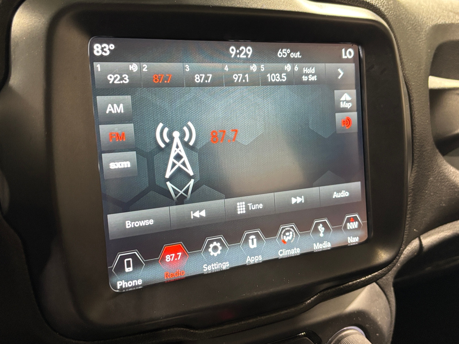 Thumbnail: 2019 Jeep Renegade - 4