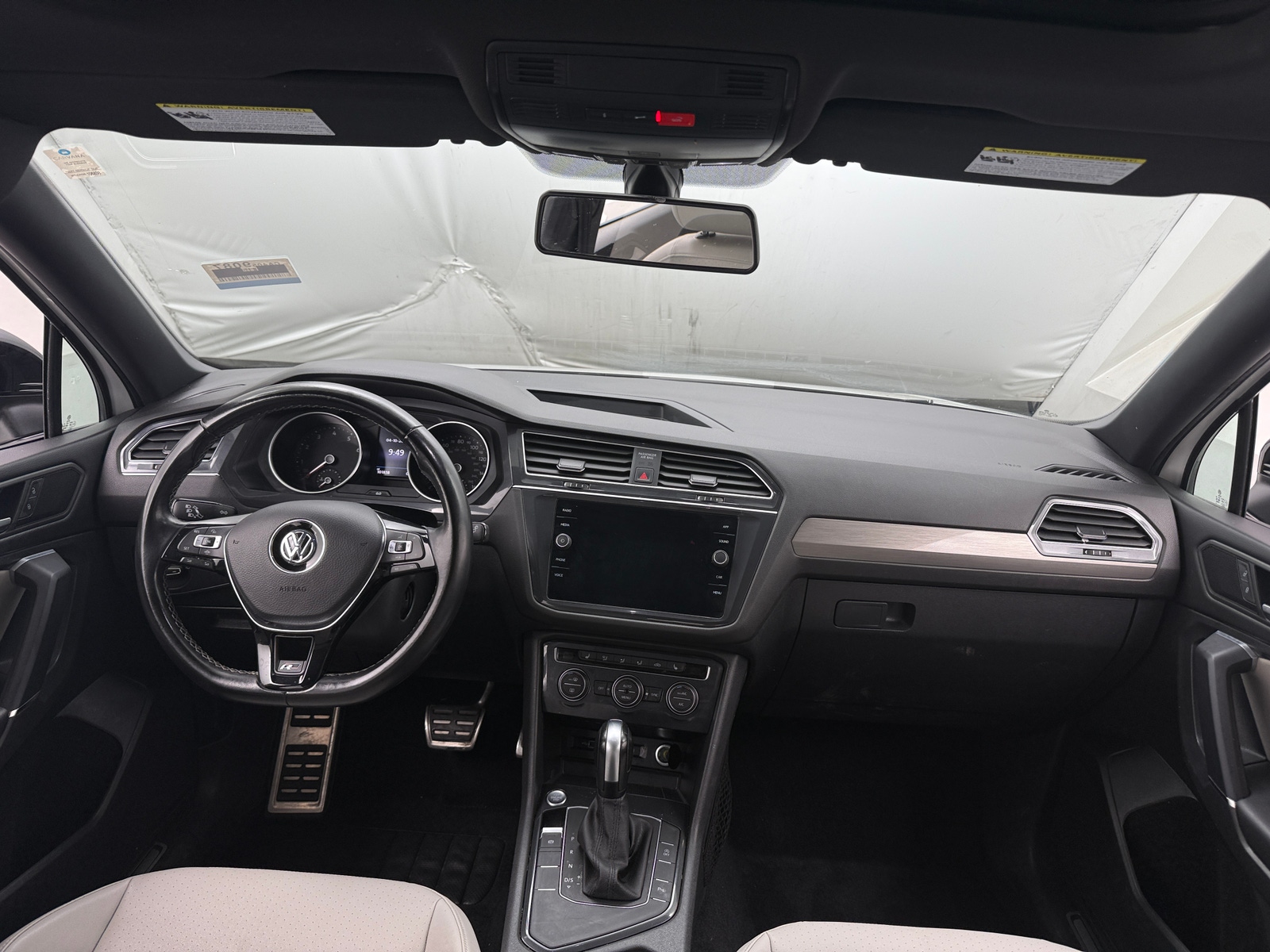 Thumbnail: 2020 Volkswagen Tiguan - 2