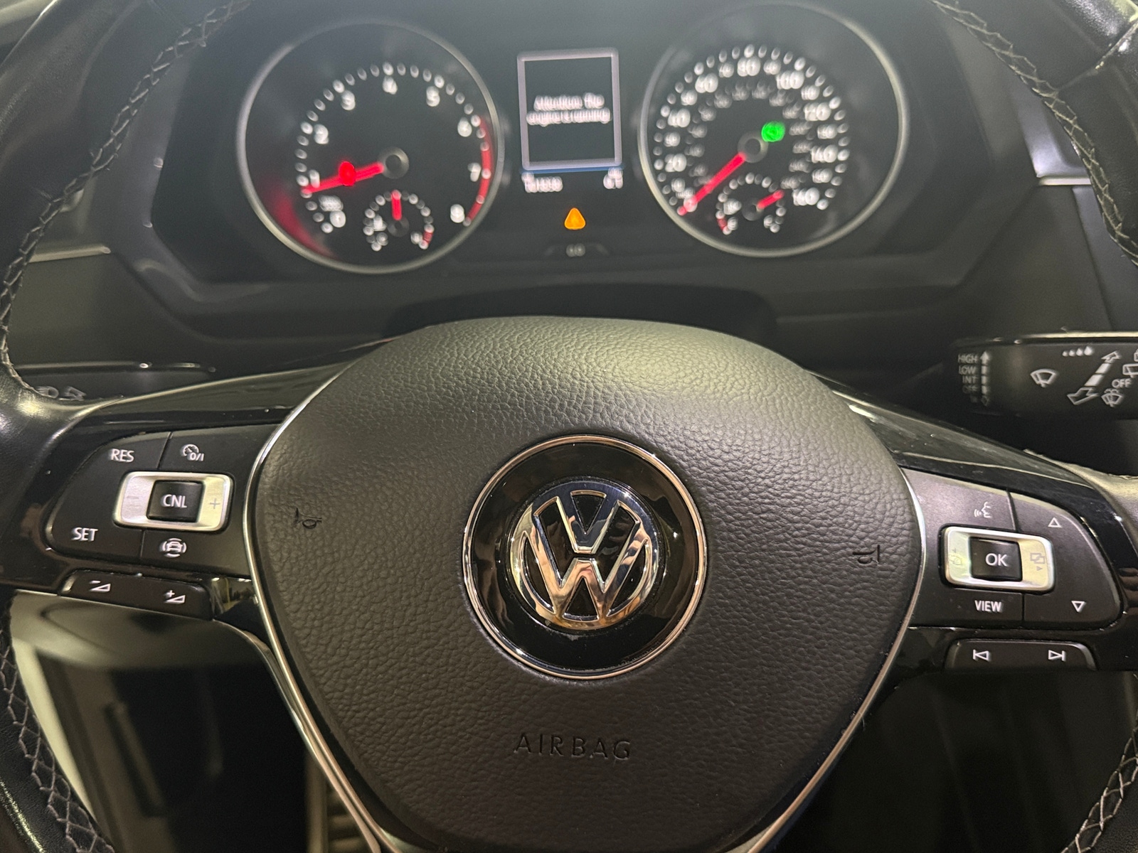 Thumbnail: 2020 Volkswagen Tiguan - 4