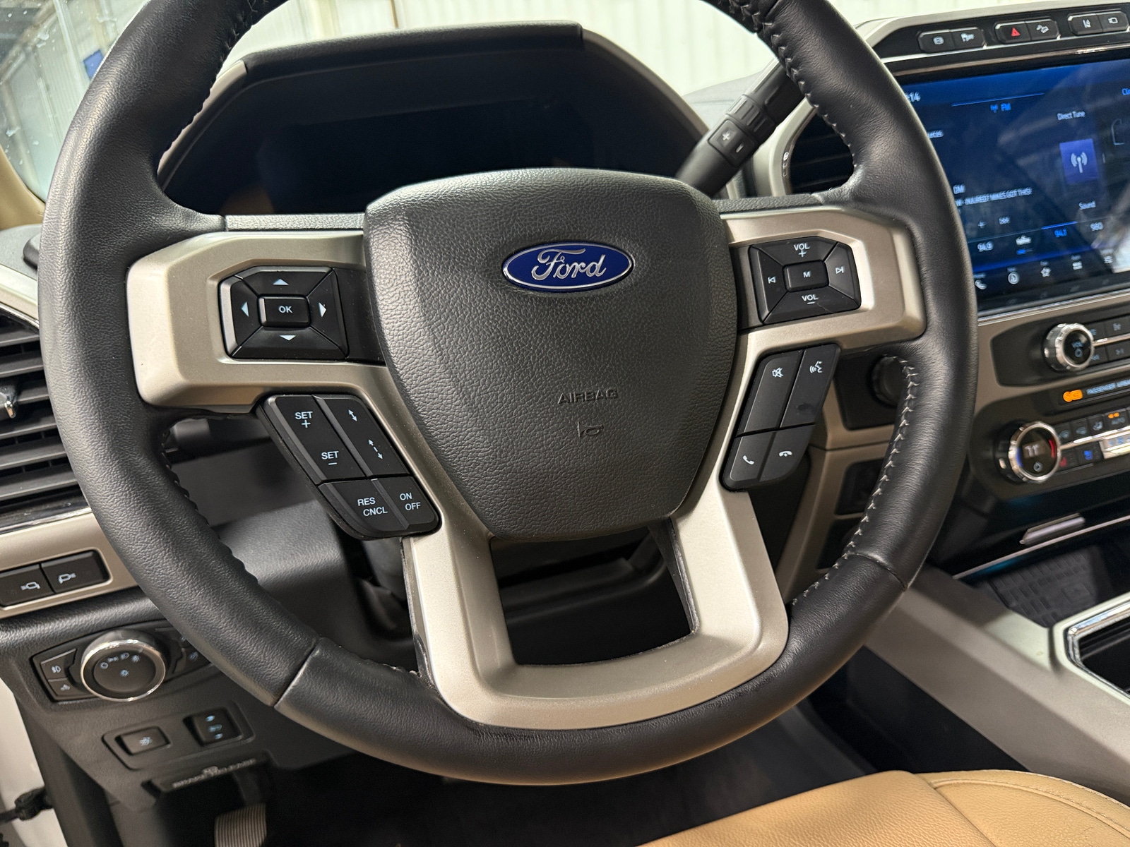 Thumbnail: 2022 Ford Econoline - 4