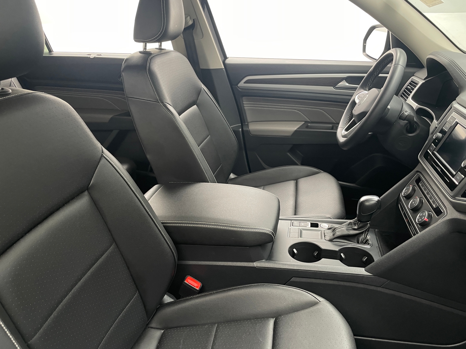 Thumbnail: 2023 Volkswagen Atlas - 2
