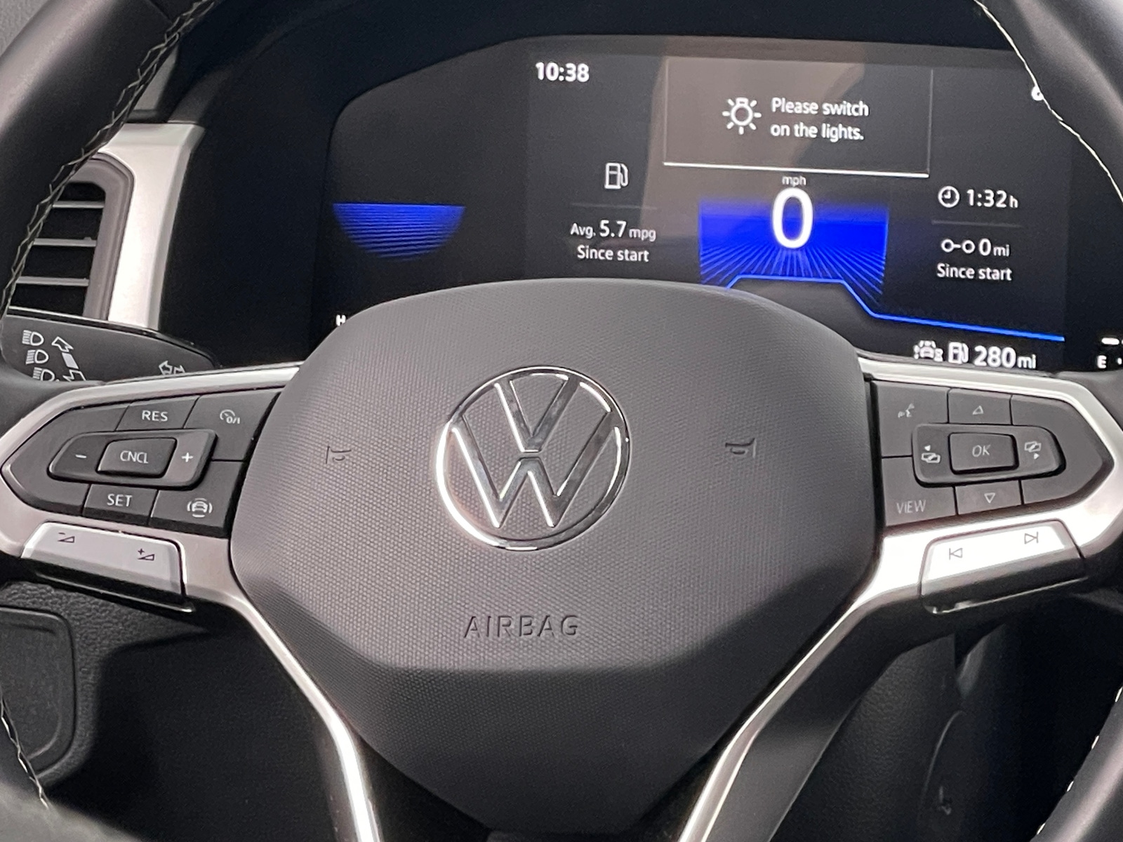 Thumbnail: 2023 Volkswagen Atlas - 5