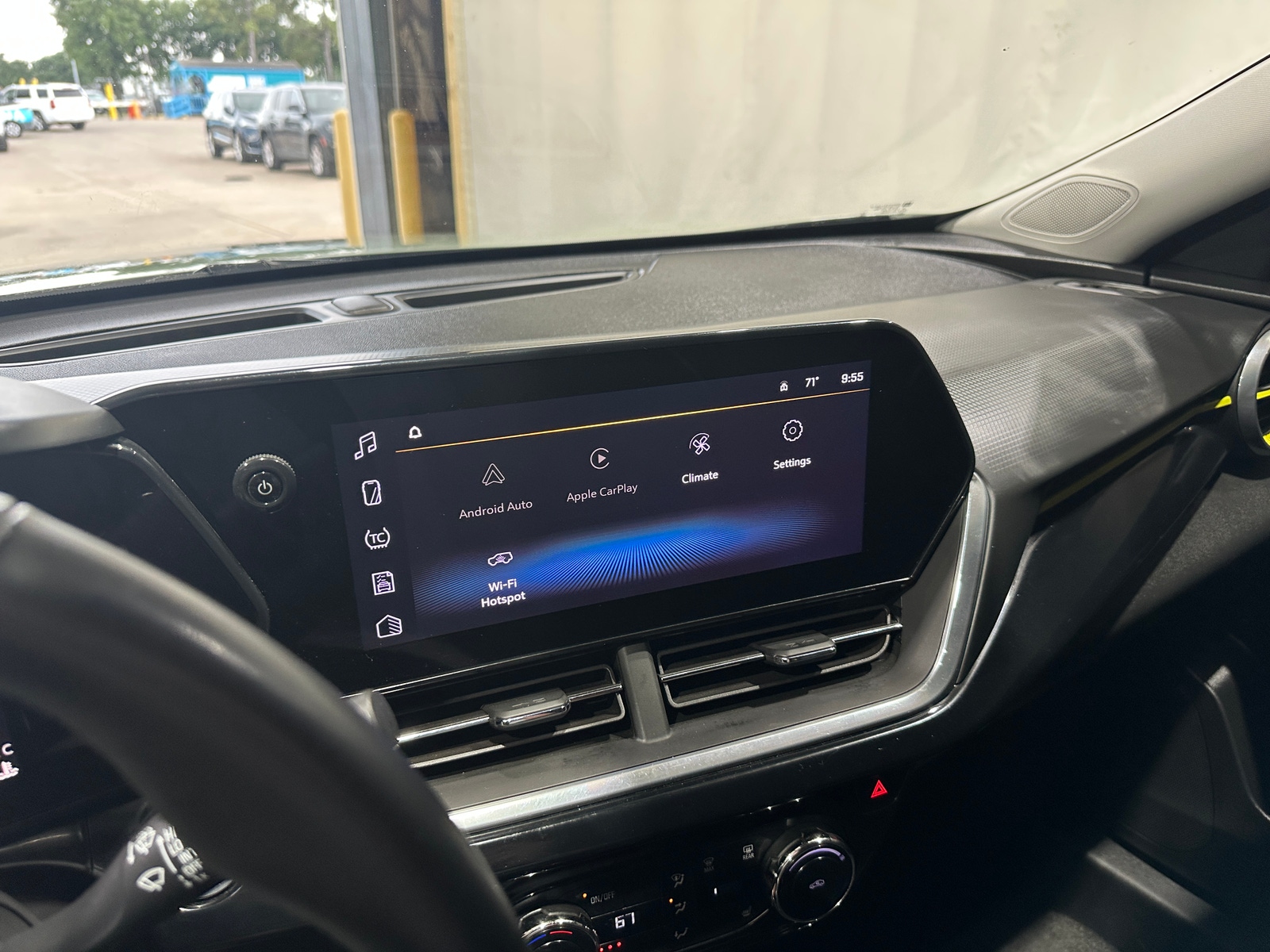 Thumbnail: 2024 Chevrolet Trax - 3