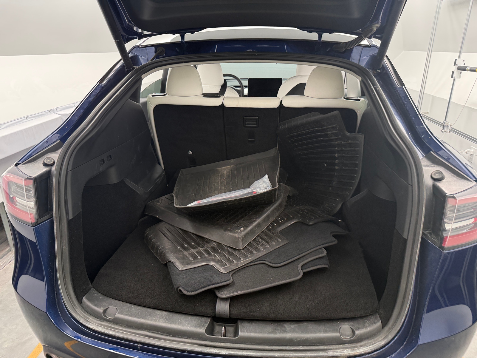 Thumbnail: 2024 Tesla Model Y - 6