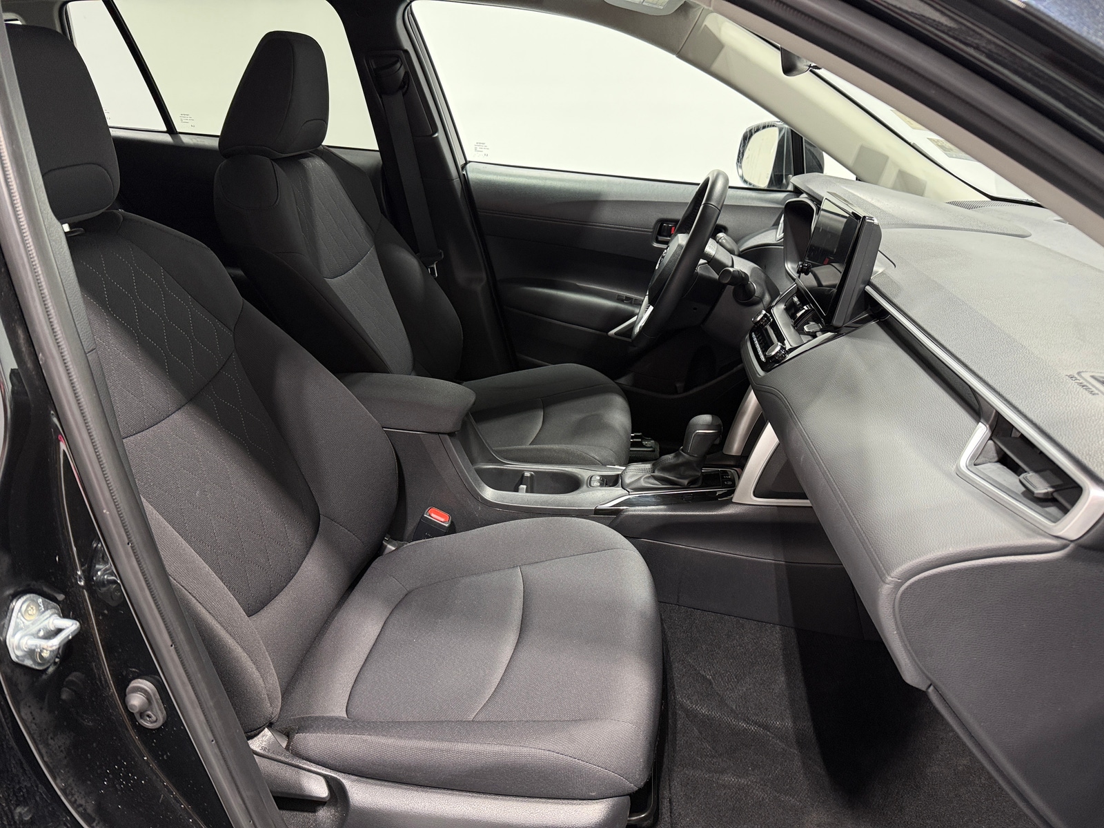 Thumbnail: 2025 Toyota Corolla Cross - 2