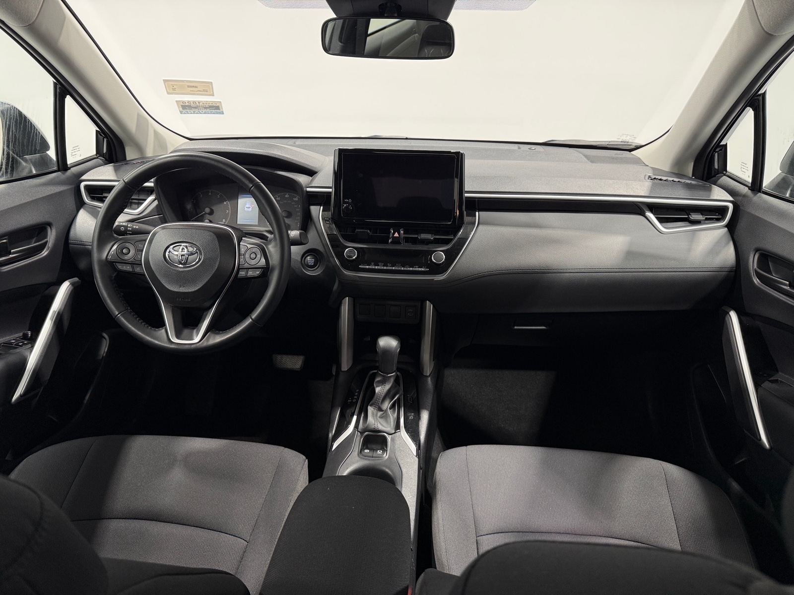 Thumbnail: 2025 Toyota Corolla Cross - 3