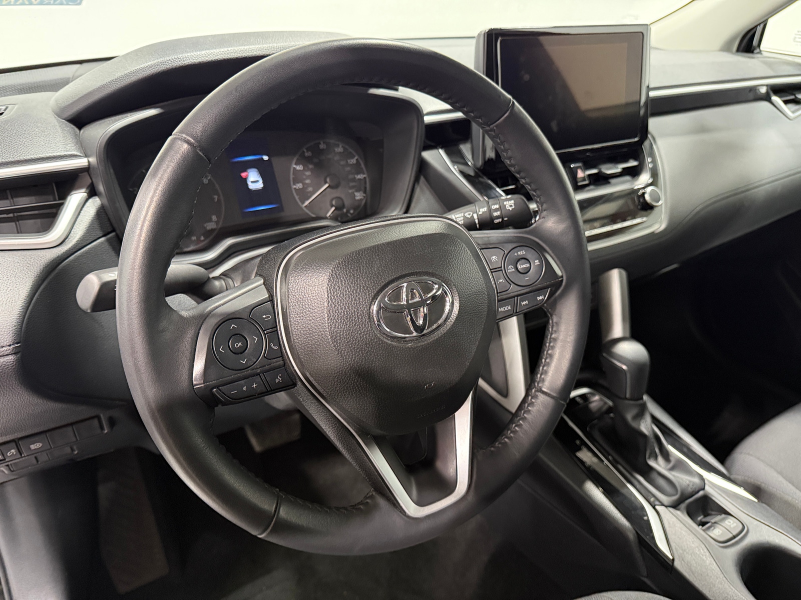 Thumbnail: 2025 Toyota Corolla Cross - 5