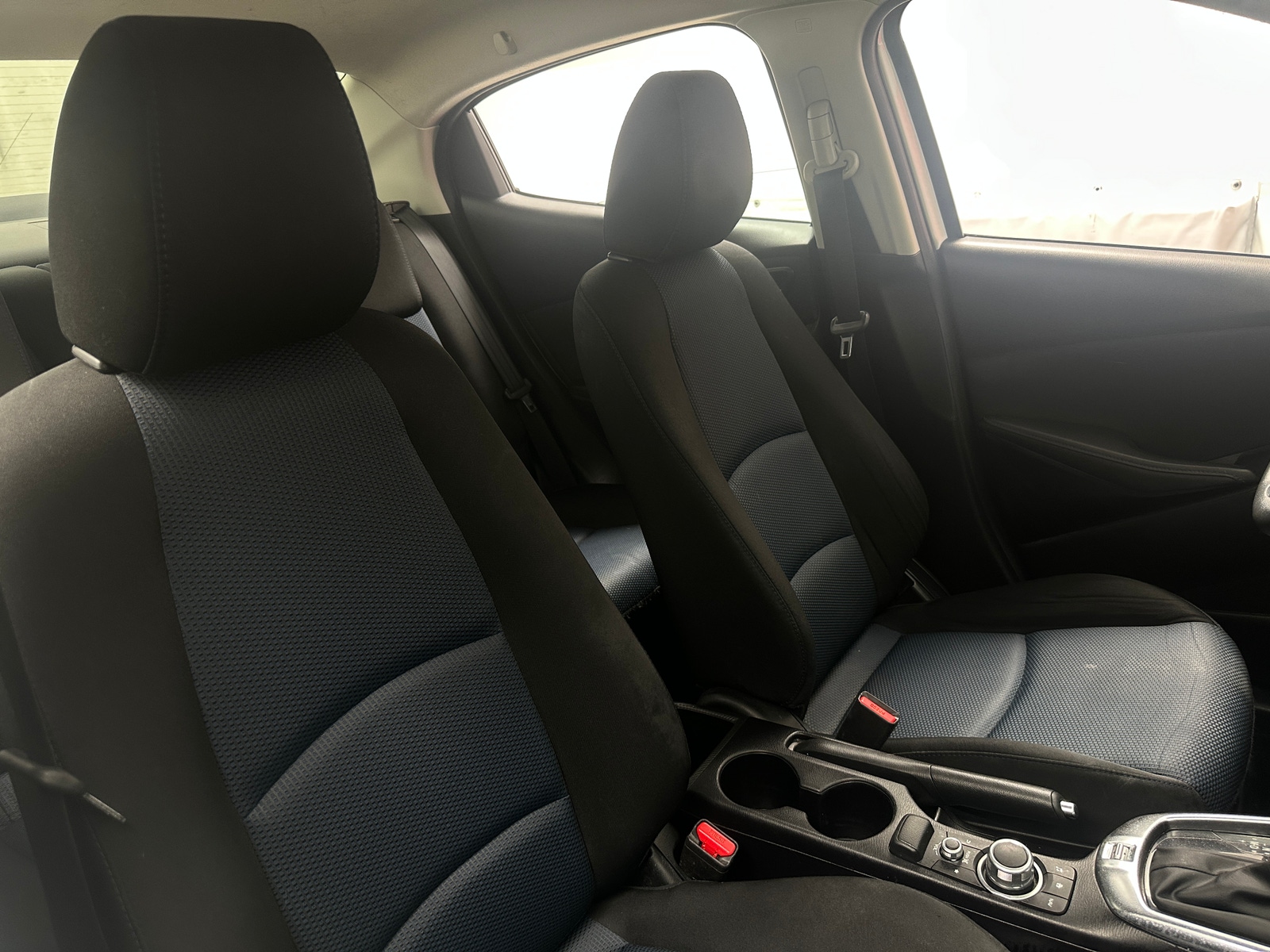 Thumbnail: 2018 Toyota Yaris iA - 2