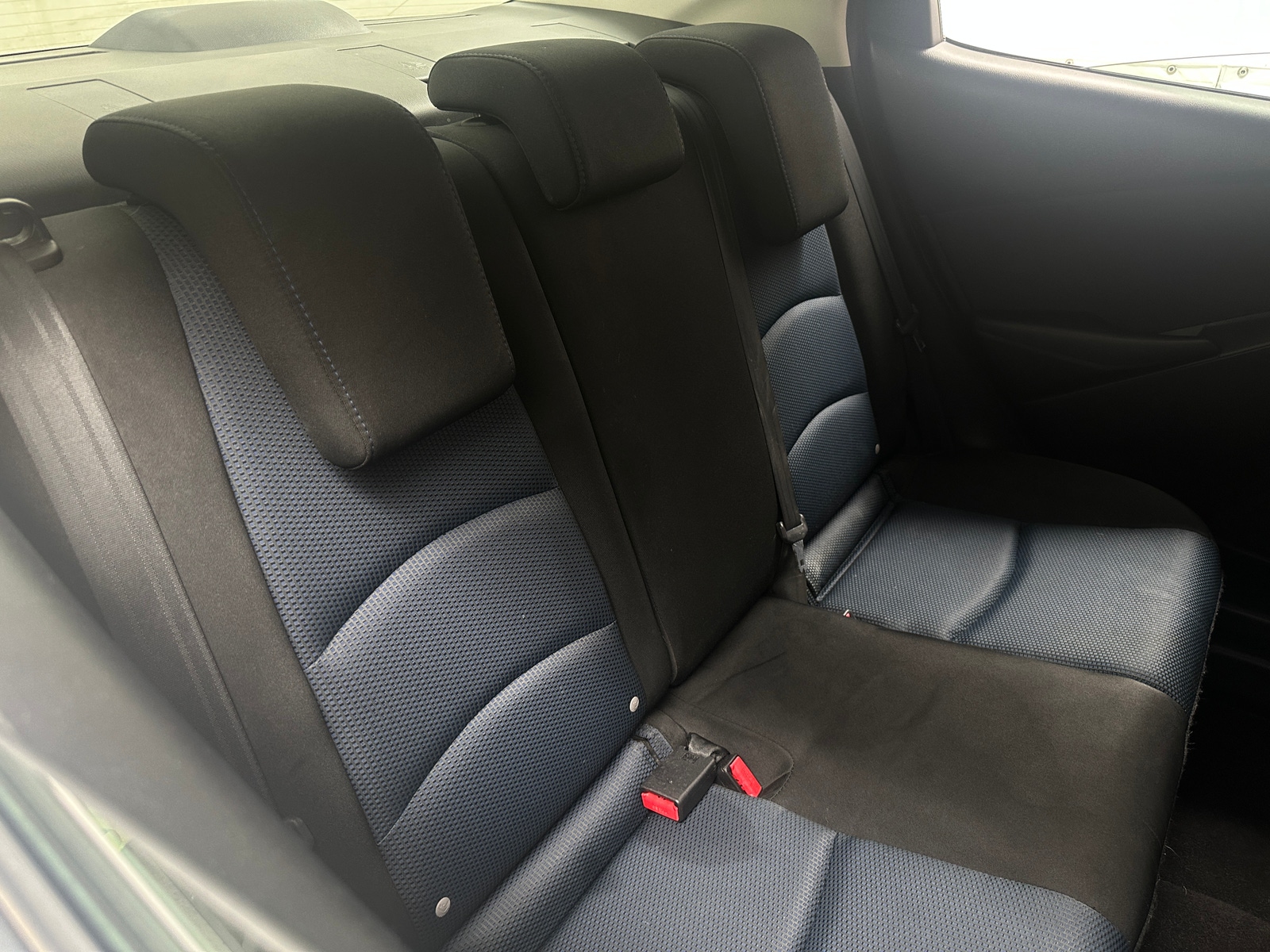 Thumbnail: 2018 Toyota Yaris iA - 6