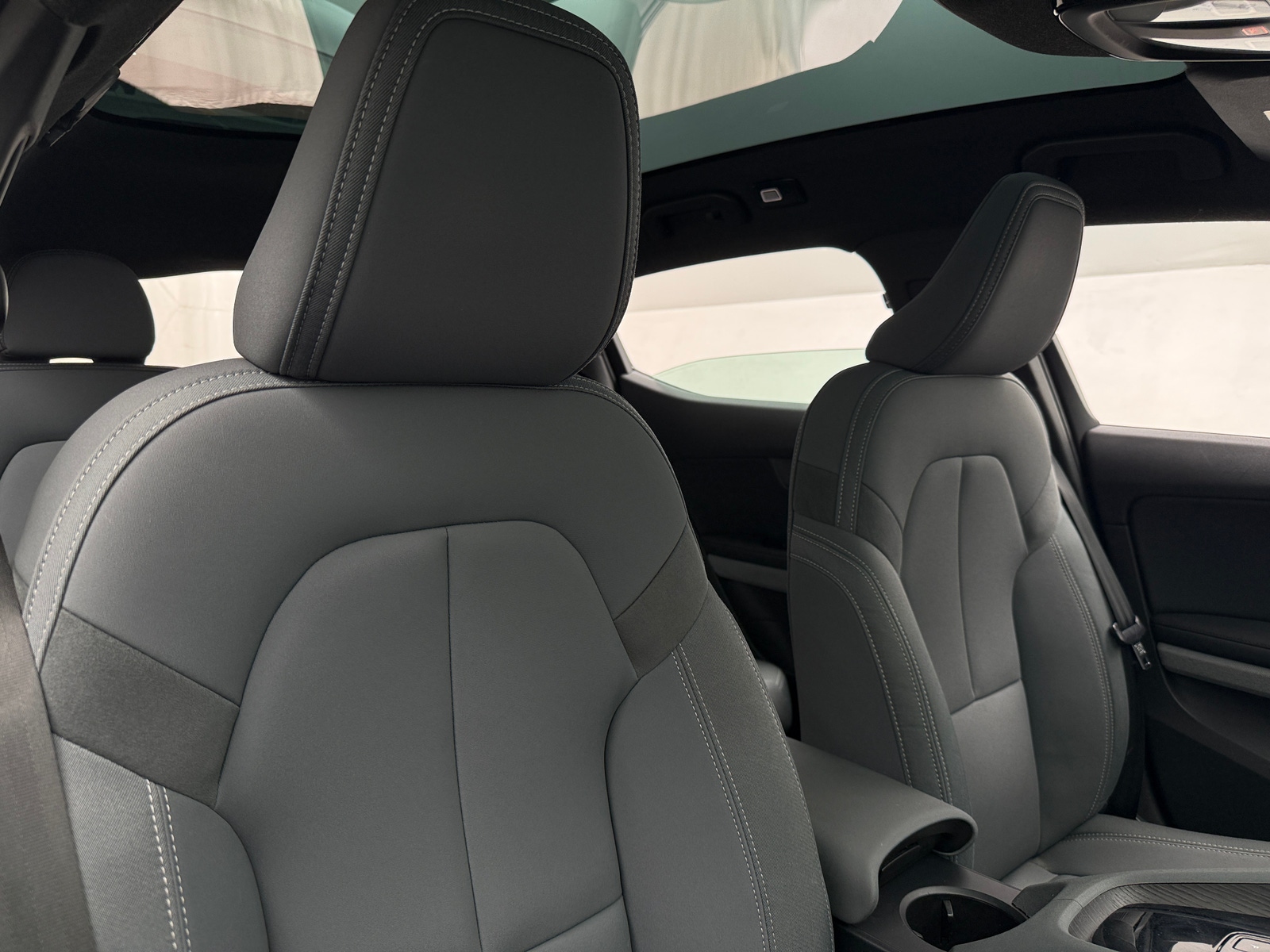 Thumbnail: 2022 Polestar 2 - 2