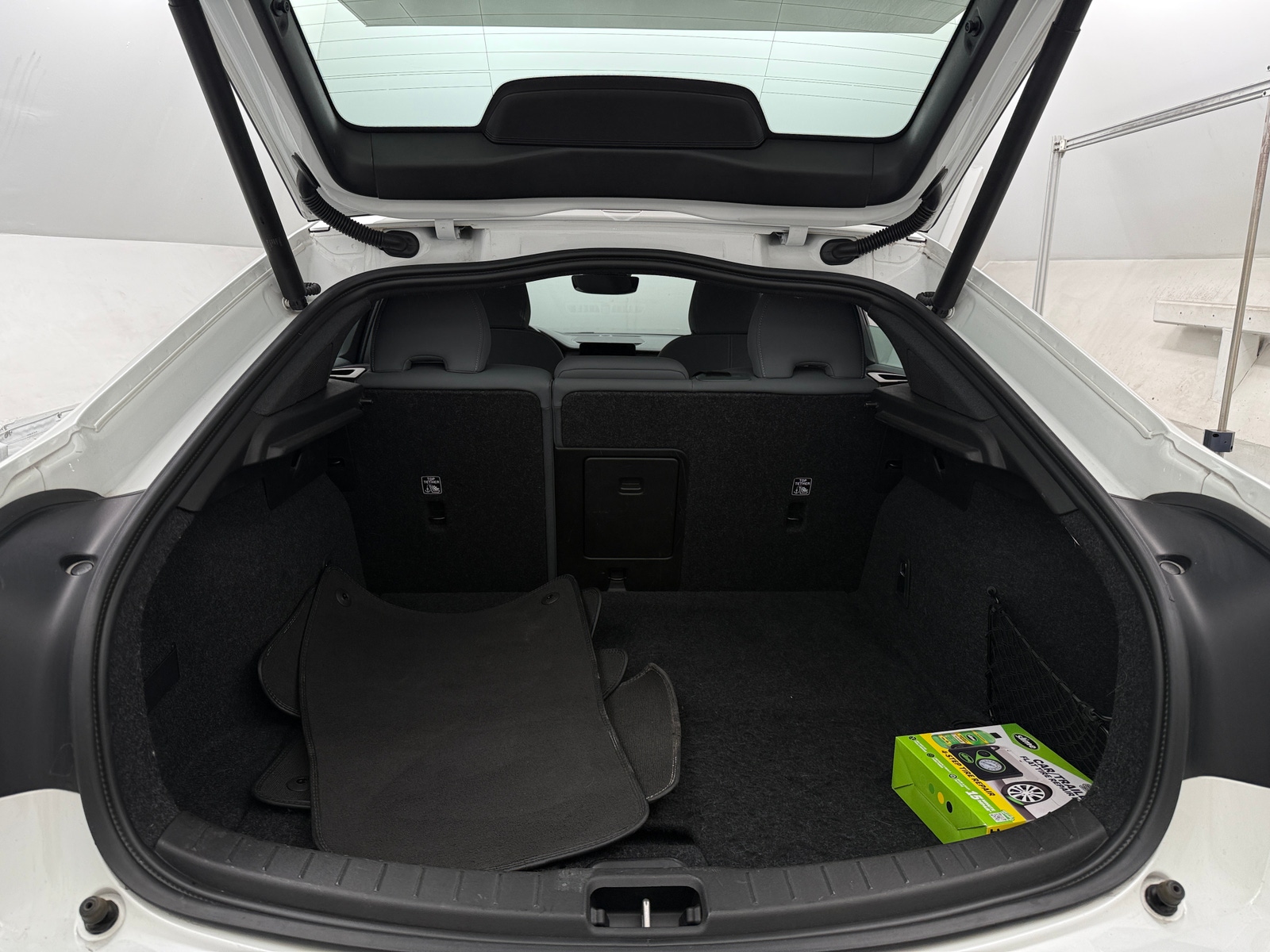 Thumbnail: 2022 Polestar 2 - 7