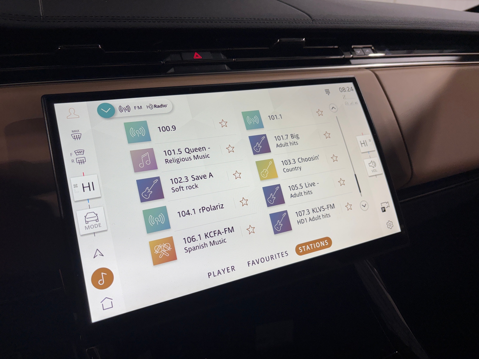 Thumbnail: 2024 Land Rover Range Rover Sport - 3