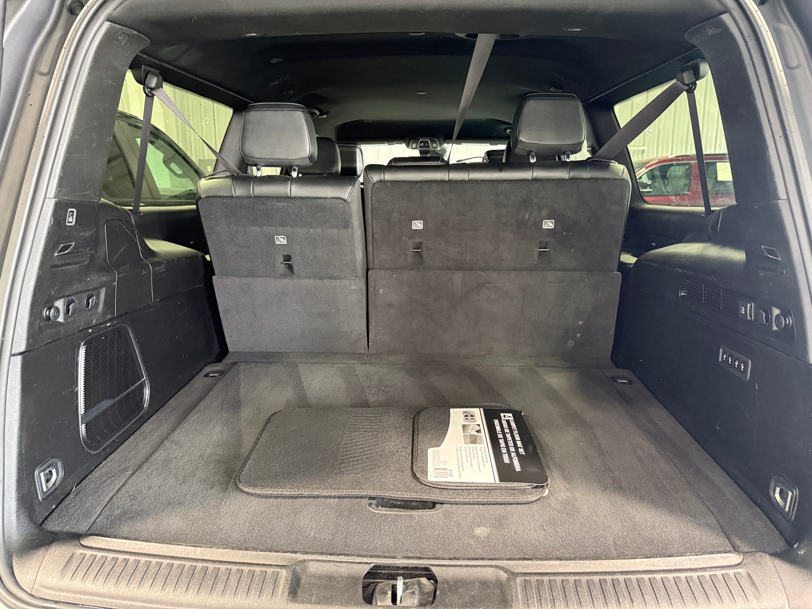 Thumbnail: 2023 Jeep Wagoneer - 6