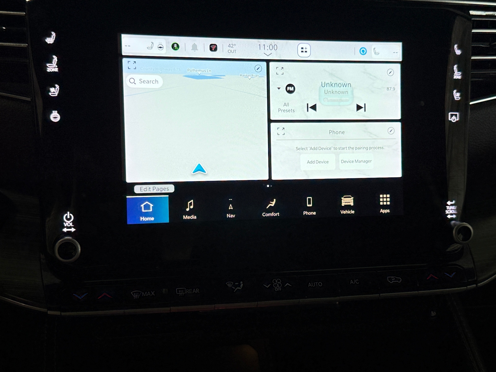 Thumbnail: 2023 Jeep Wagoneer - 3