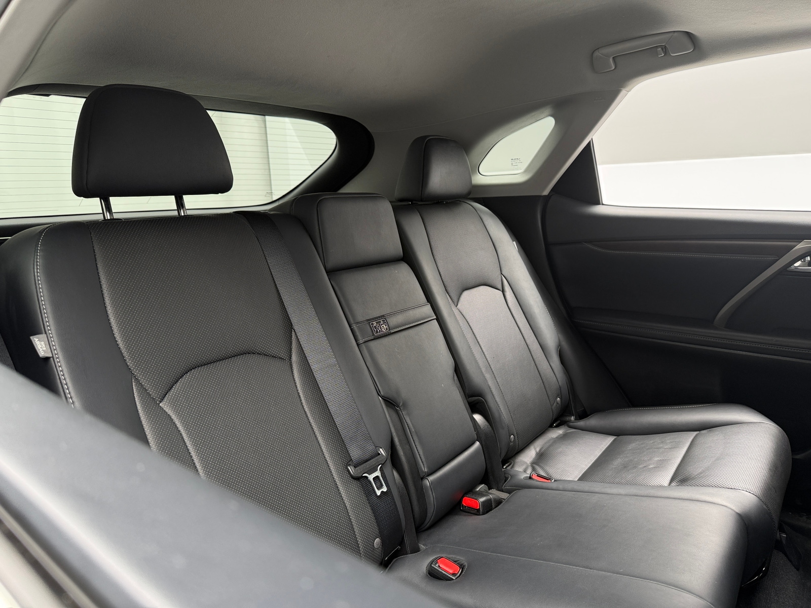 Thumbnail: 2020 Lexus RX - 6