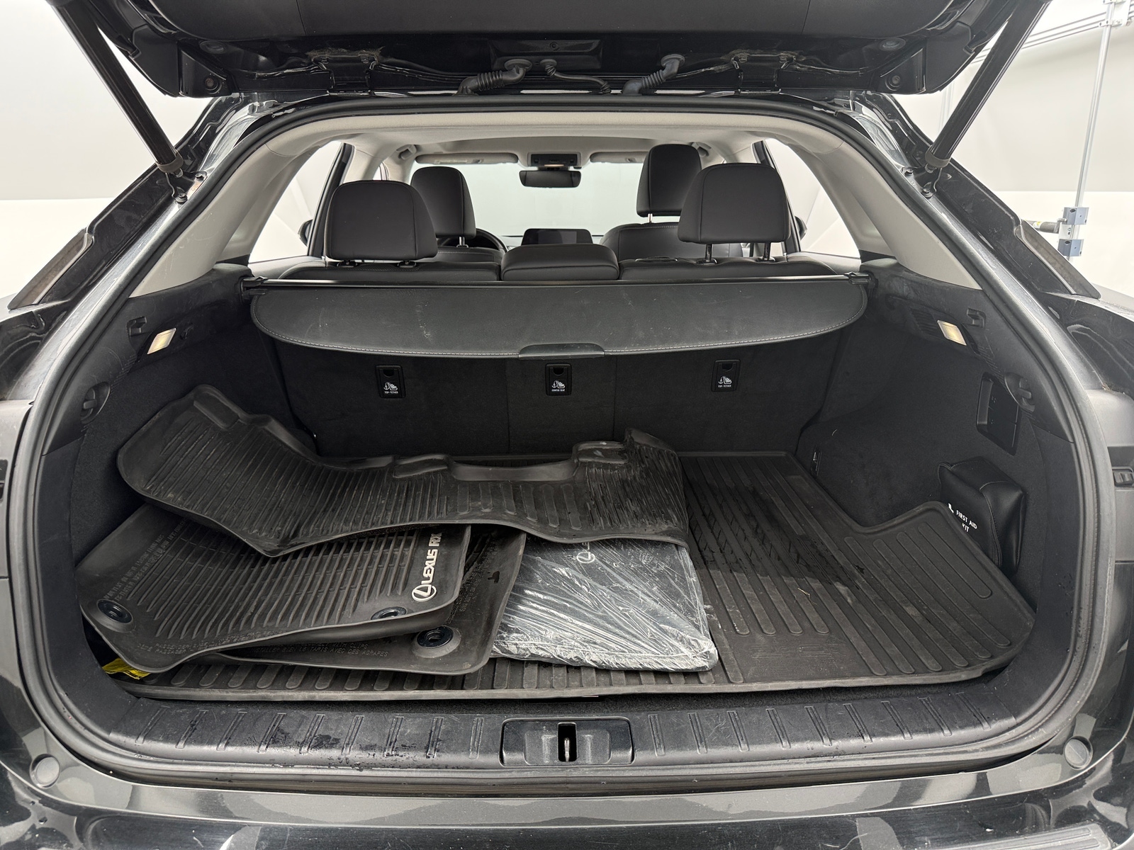 Thumbnail: 2020 Lexus RX - 7