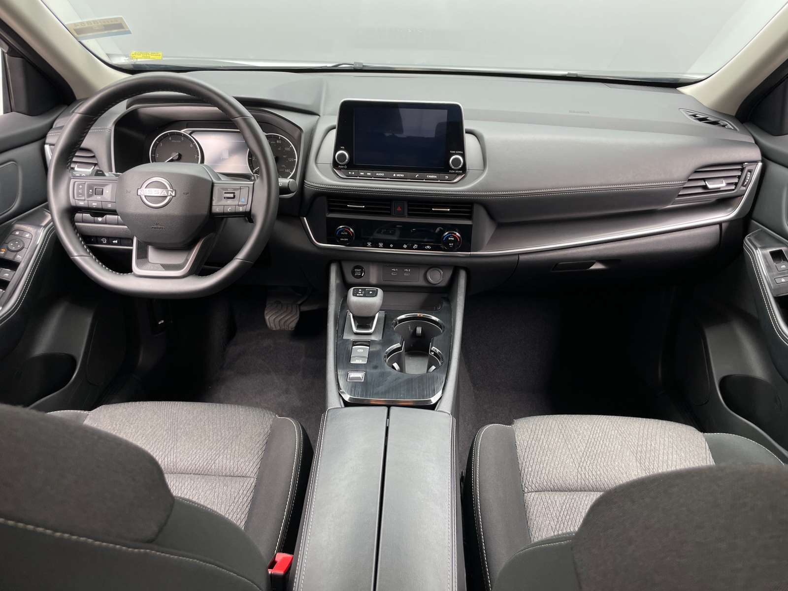 Thumbnail: 2025 Nissan Rogue - 3