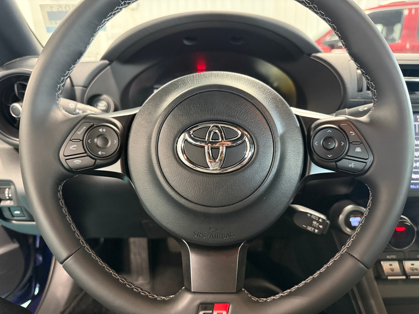 Thumbnail: 2025 Toyota GR86 - 5