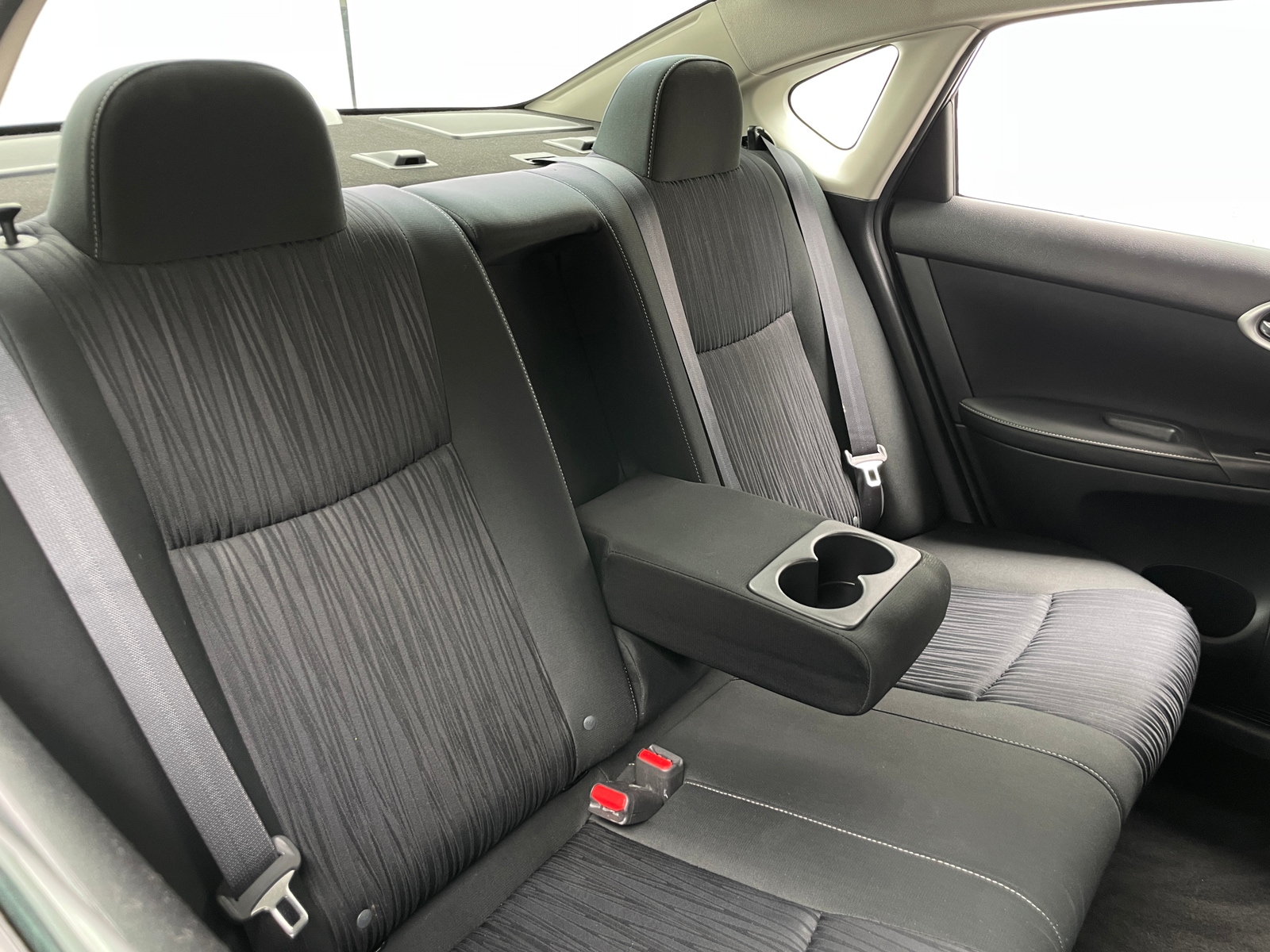 Thumbnail: 2019 Nissan Sentra - 6