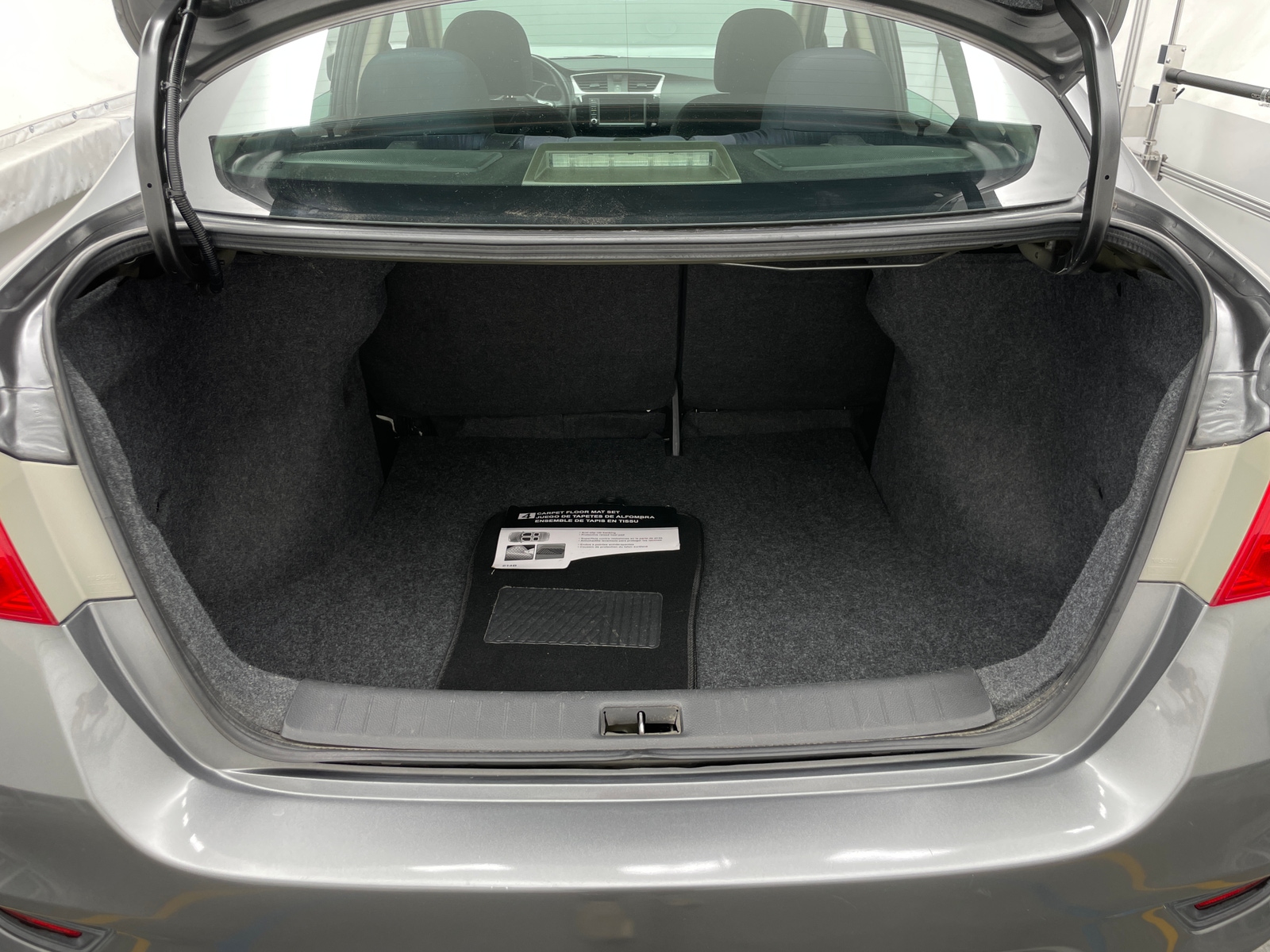 Thumbnail: 2019 Nissan Sentra - 7