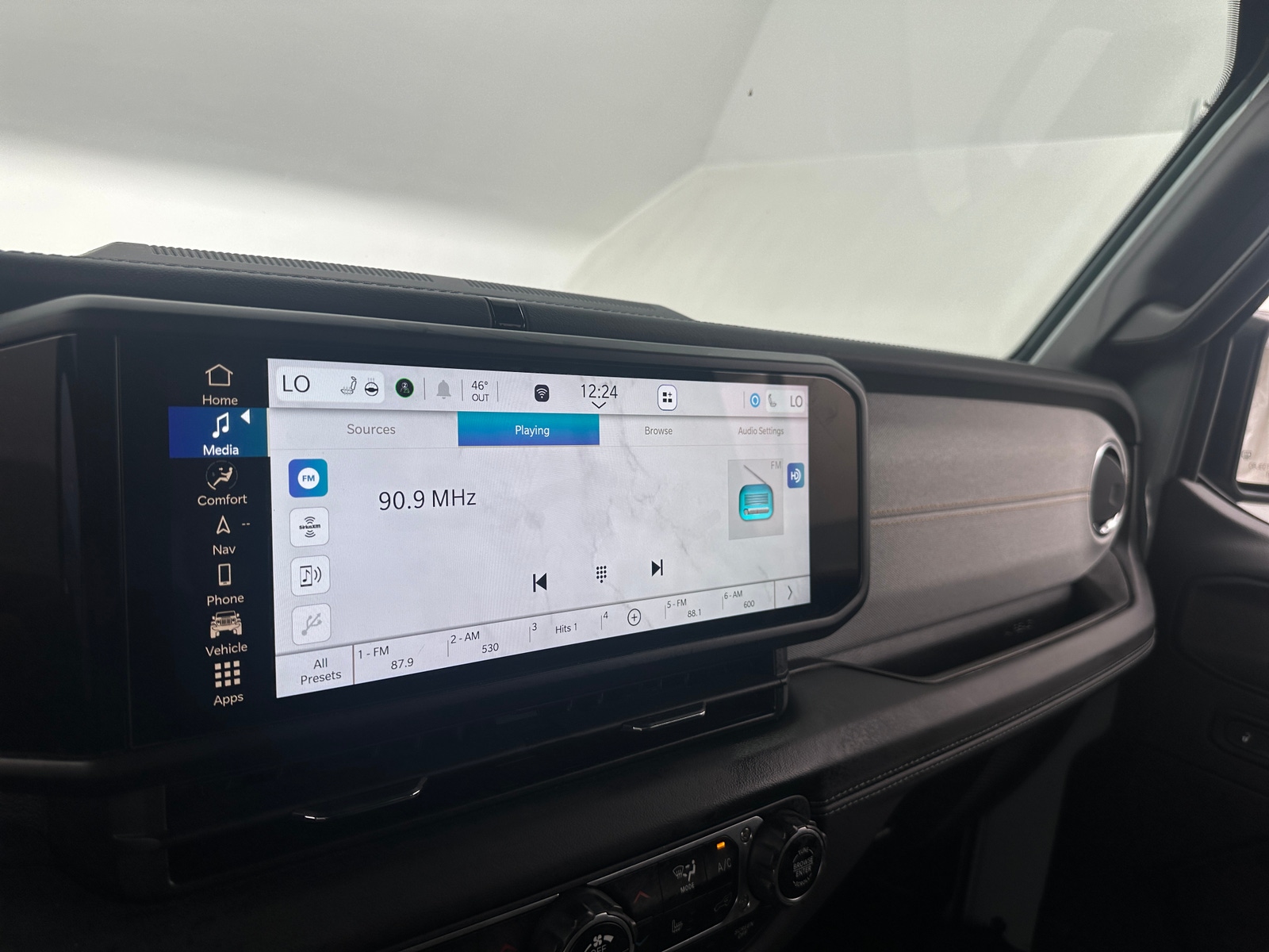 Thumbnail: 2024 Jeep Wrangler - 4