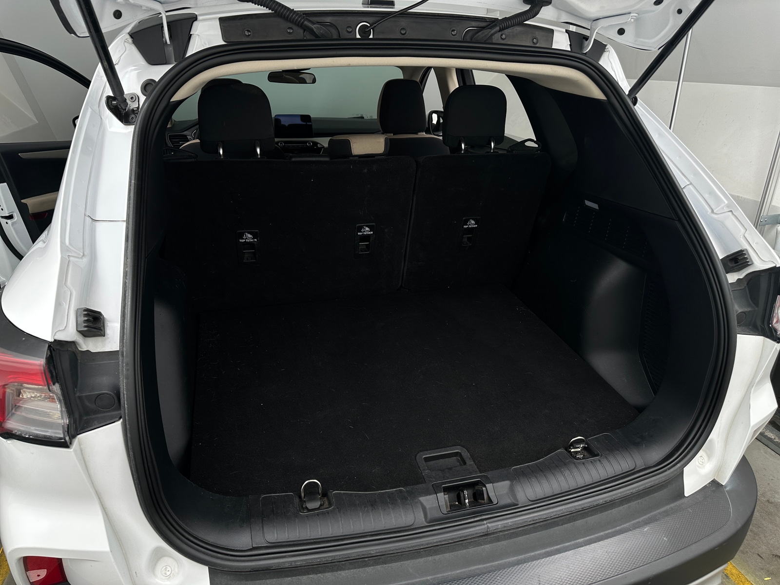 Thumbnail: 2020 Ford Escape - 7