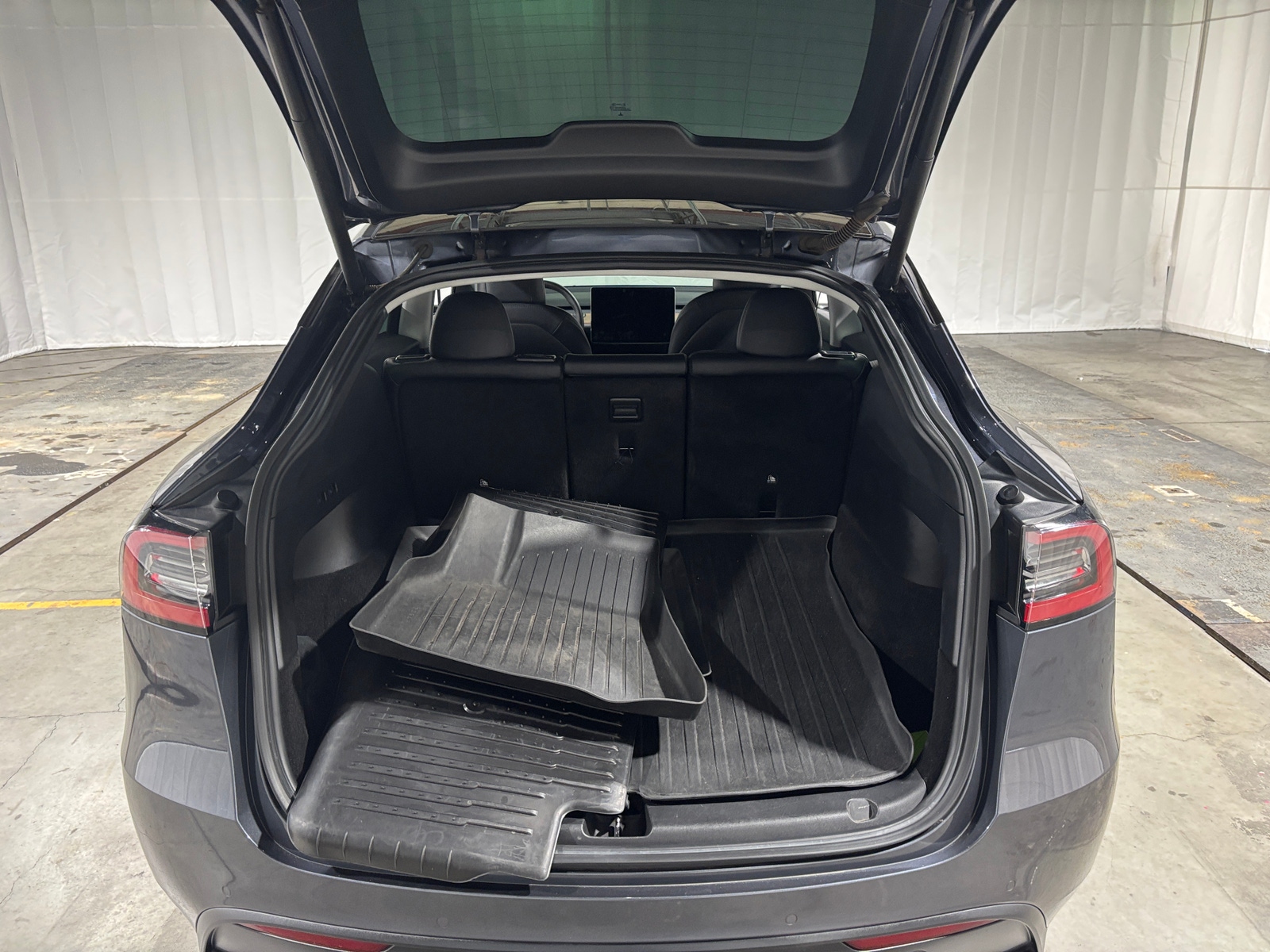 Thumbnail: 2022 Tesla Model Y - 6