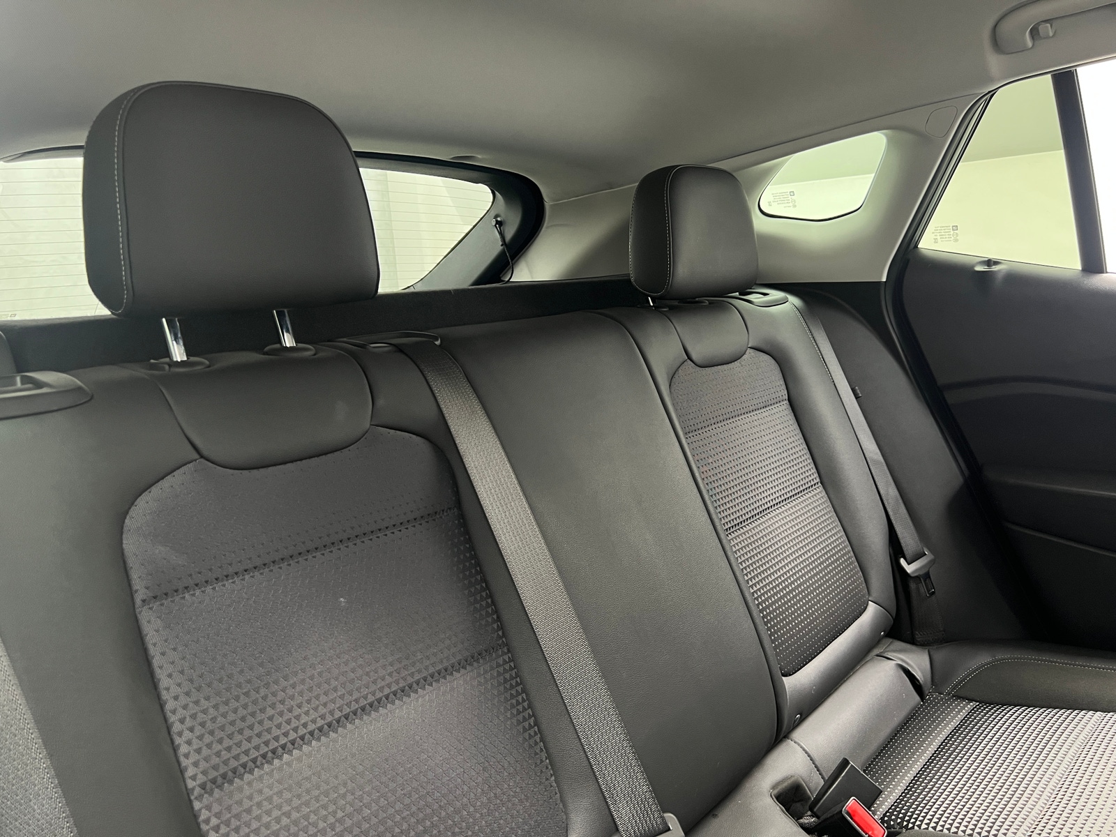 Thumbnail: 2025 Chevrolet Trax - 6