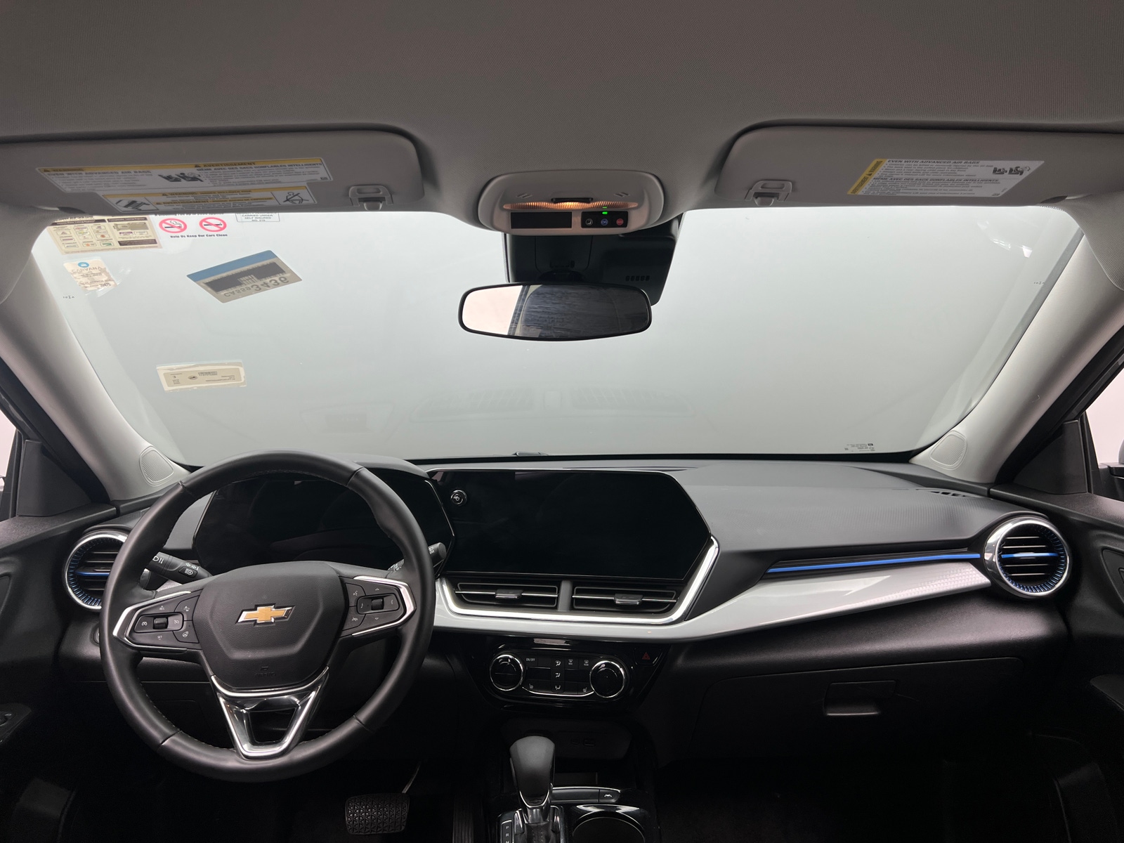 Thumbnail: 2025 Chevrolet Trax - 3