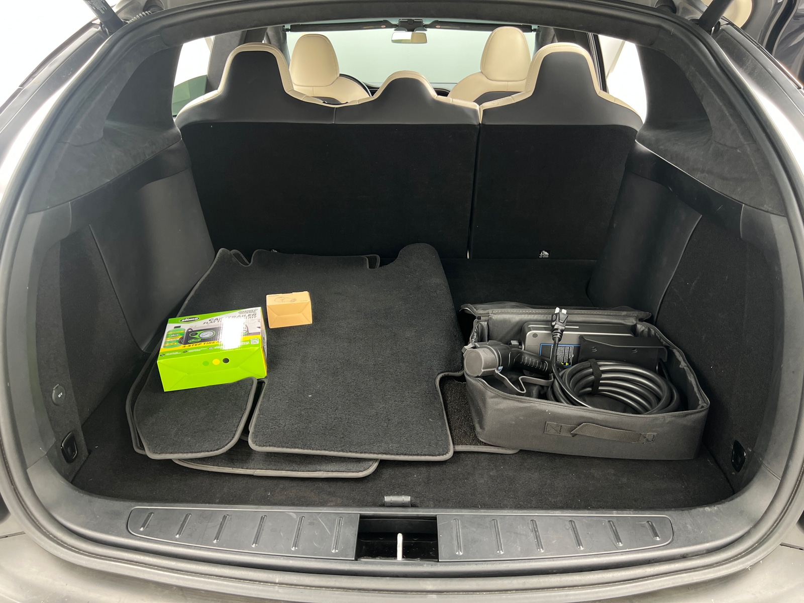 Thumbnail: 2020 Tesla Model X - 6