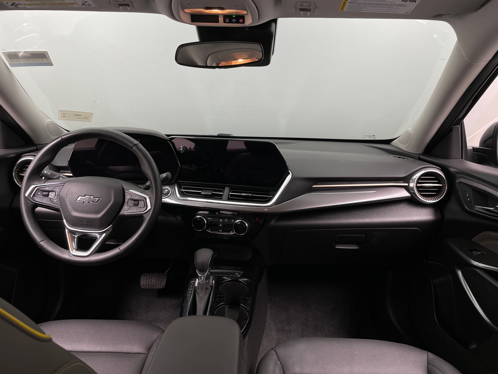 Thumbnail: 2024 Chevrolet Trax - 2