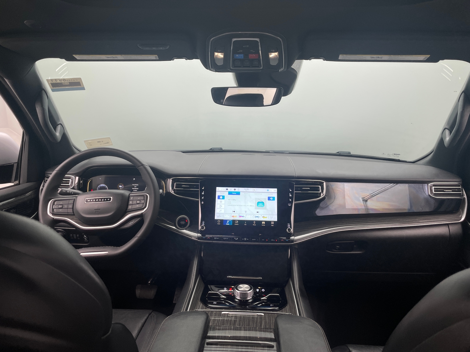 Thumbnail: 2022 Jeep Wagoneer - 2