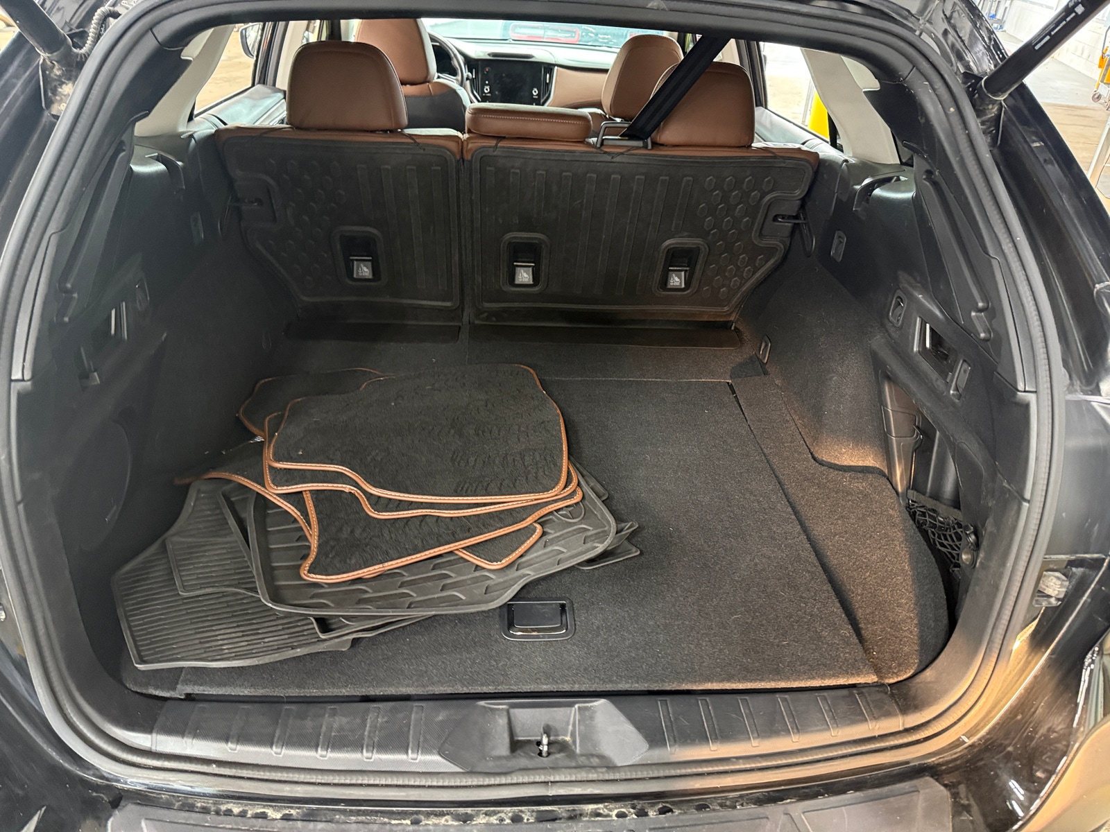 Thumbnail: 2022 Subaru Outback - 6