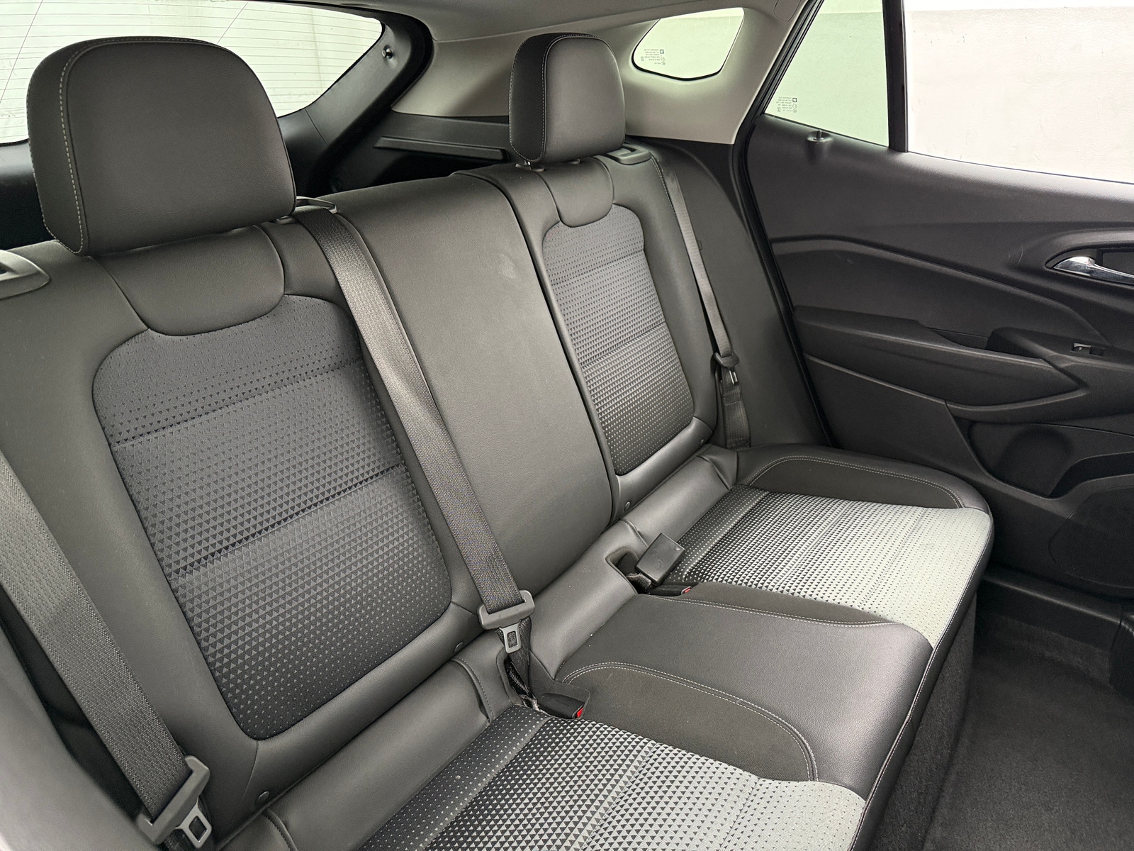 Thumbnail: 2025 Chevrolet Trax - 6