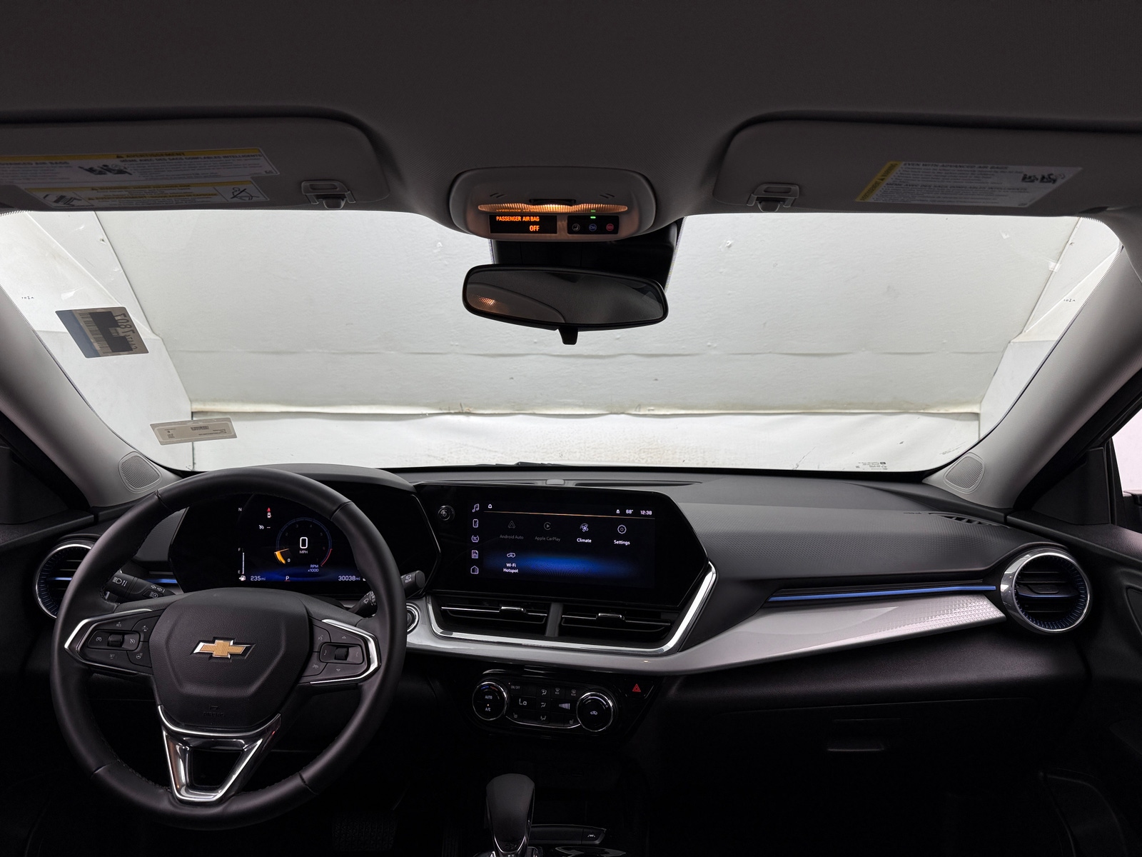 Thumbnail: 2025 Chevrolet Trax - 3
