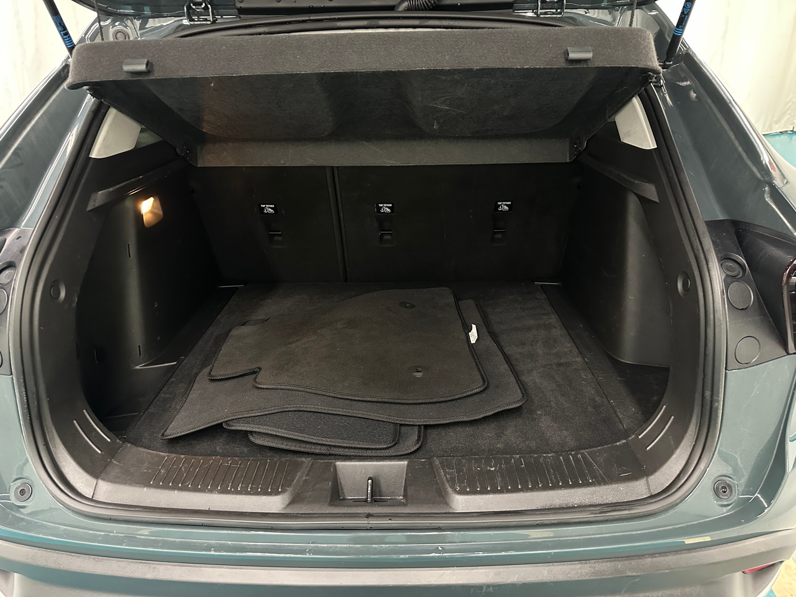 Thumbnail: 2025 Chevrolet Trax - 7