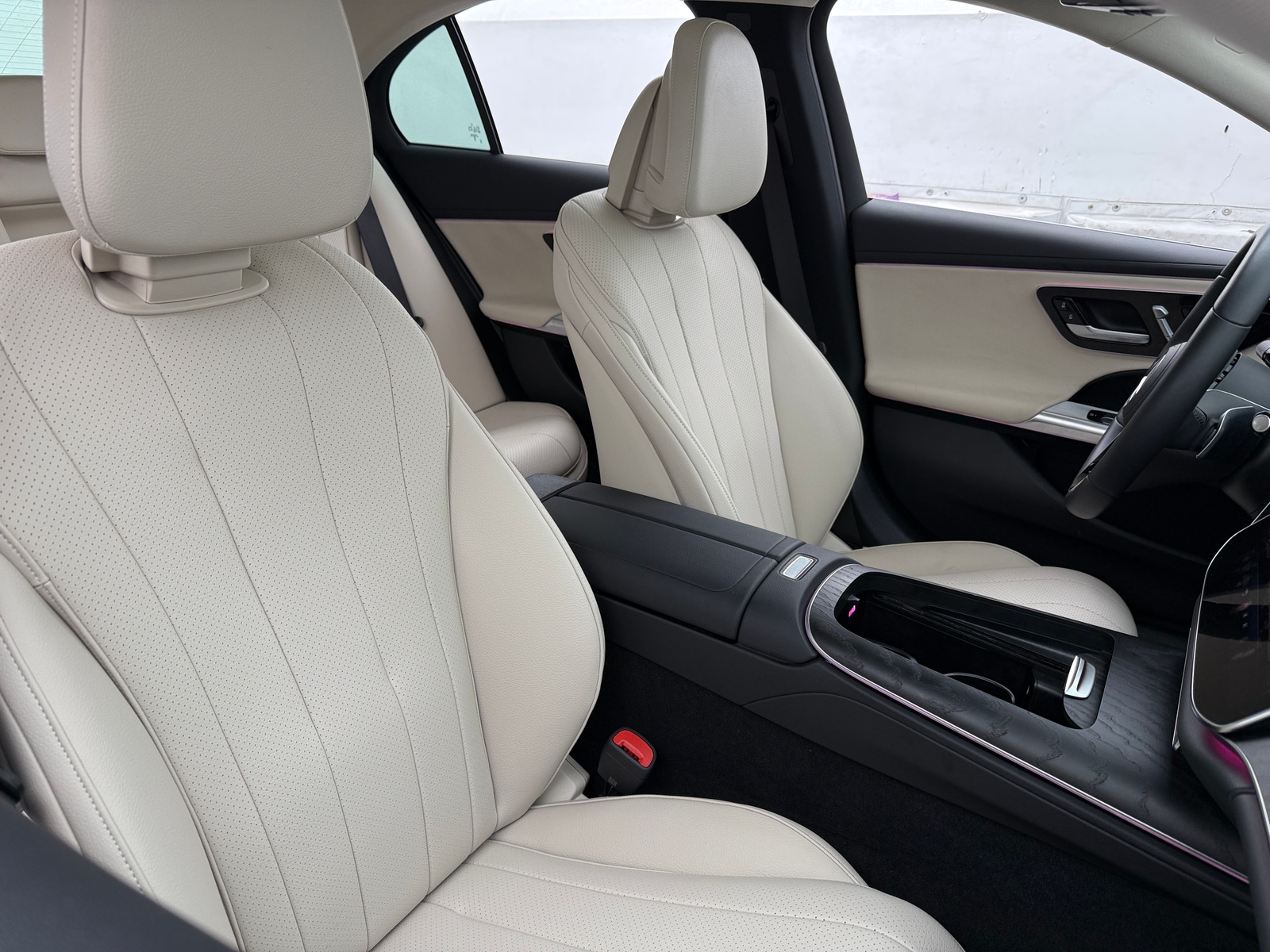 Thumbnail: 2024 Mercedes-Benz E-Class - 2