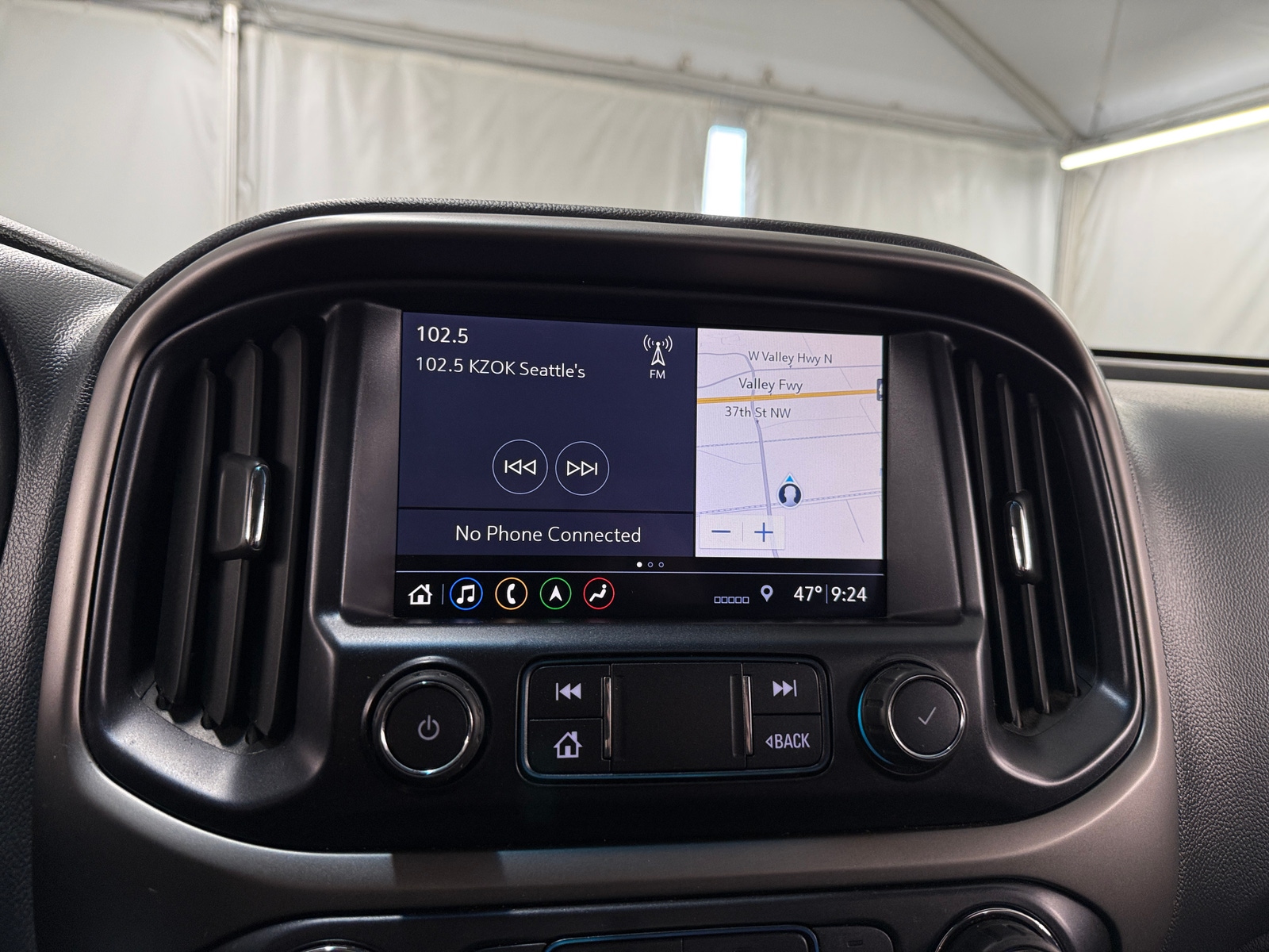 Thumbnail: 2019 Chevrolet Colorado - 3