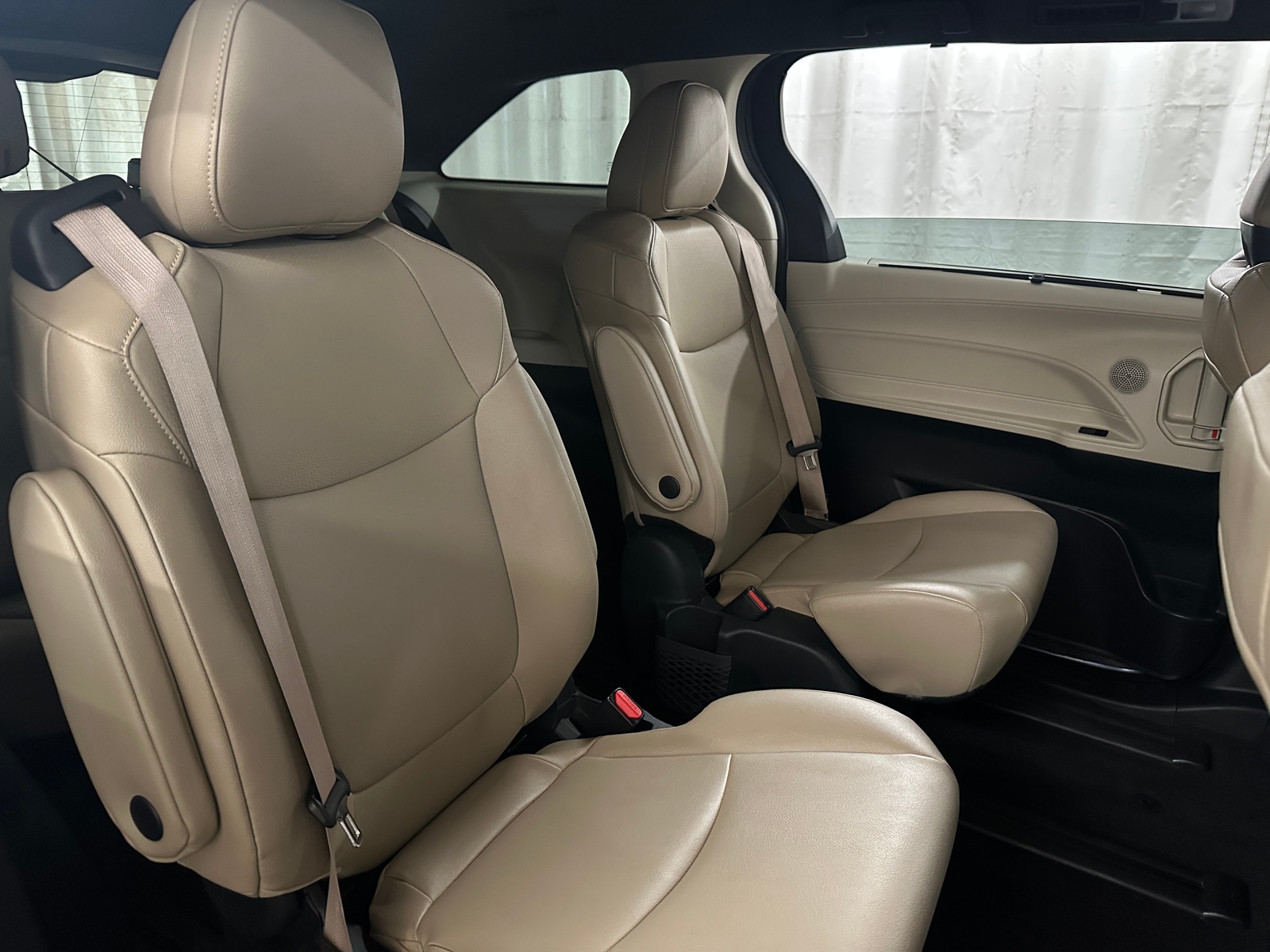 Thumbnail: 2024 Toyota Sienna - 5